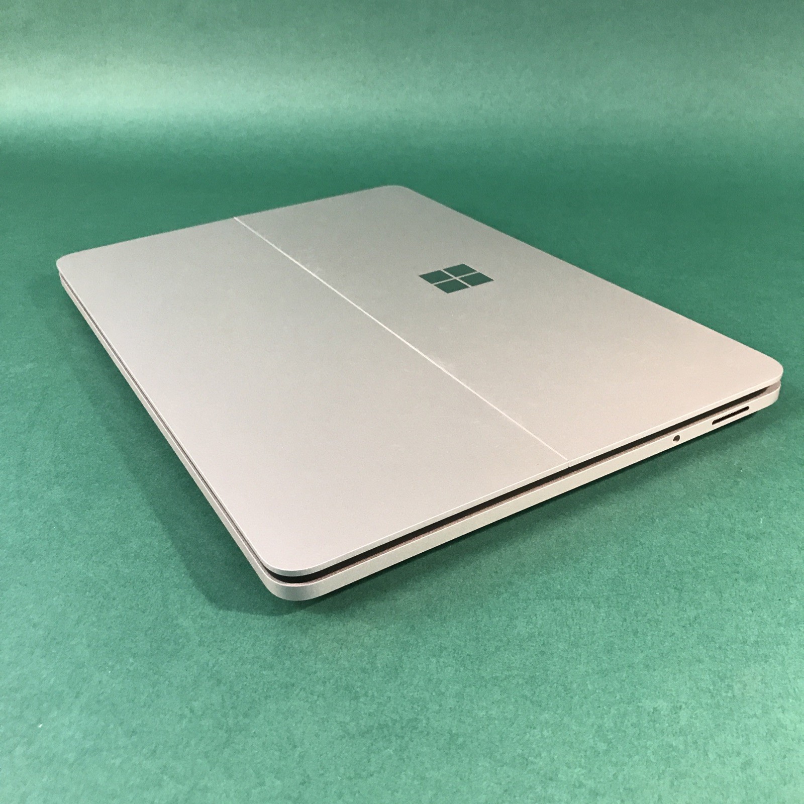 Microsoft Surface Laptop Studio 1964 i7-11370H 32GB RAM 2TB NVME RTX 3050 W11Pro