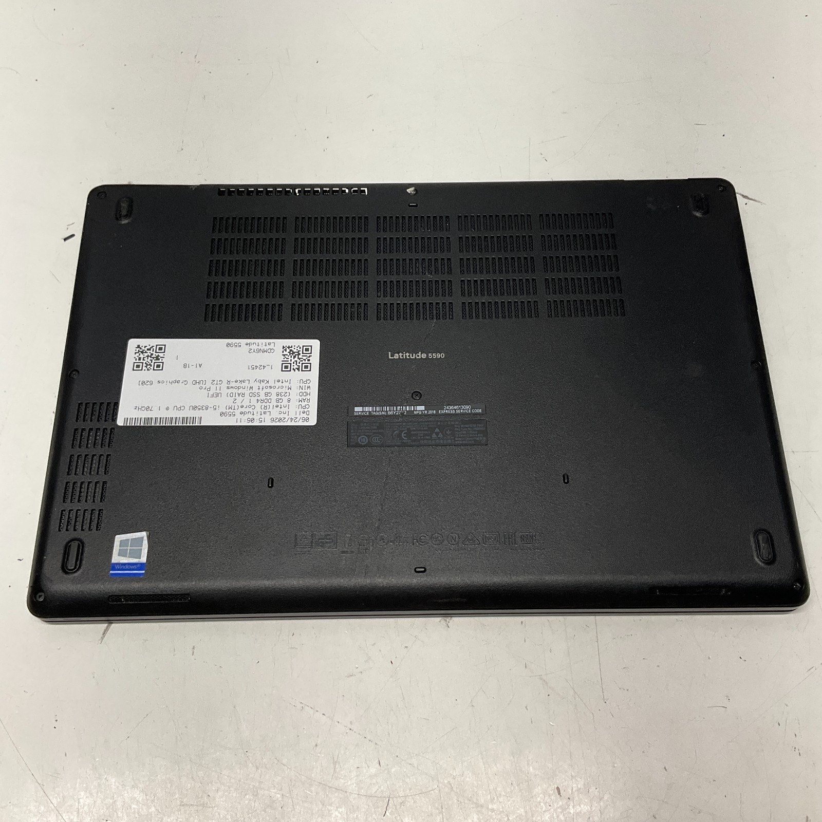 Dell Latitude 5590 15.6 Laptop i5-8250U 1.60GHz 8GB 256GB SSD Windows 11 Pro