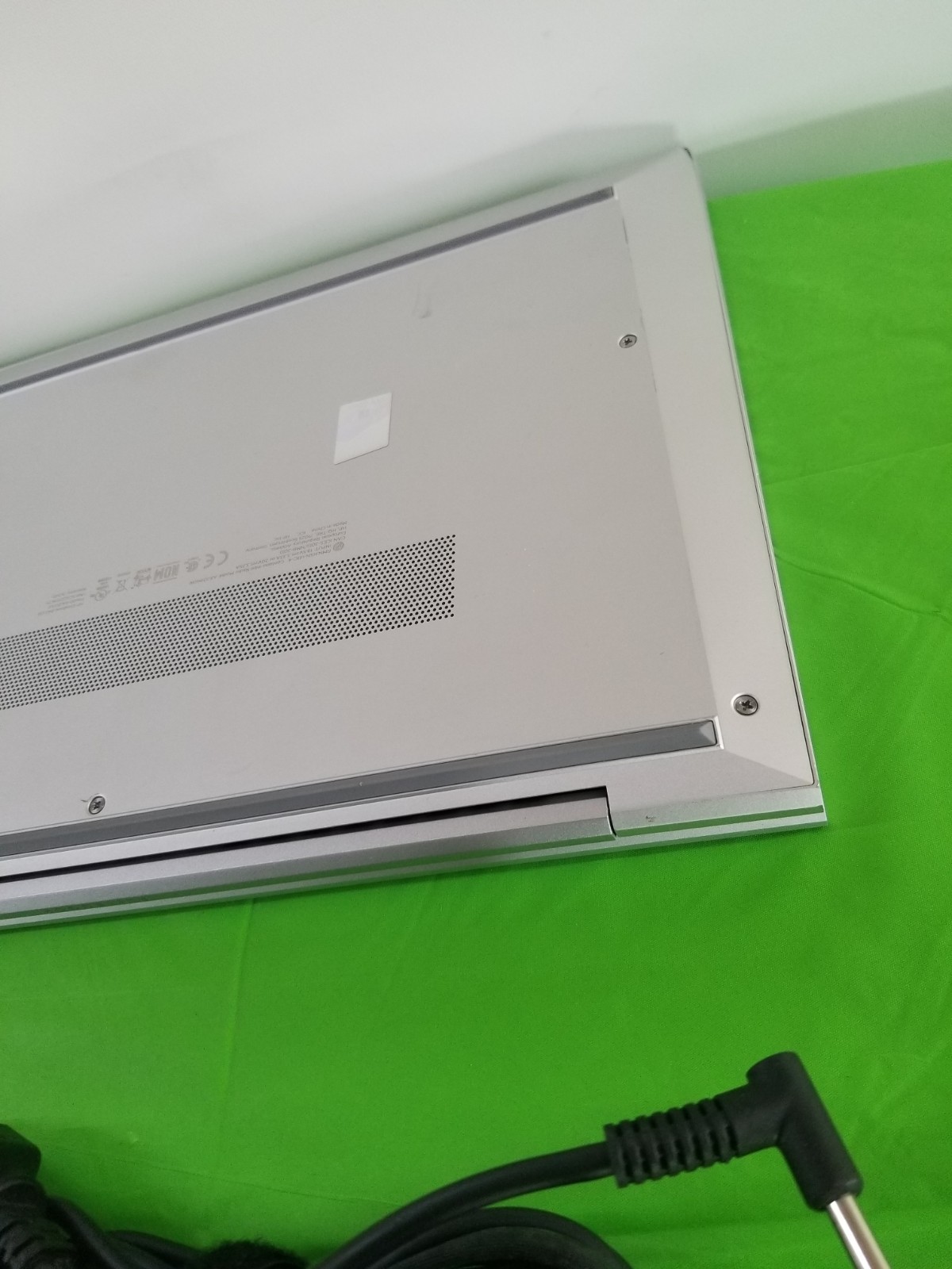 HP Elitebook 840 G8 i7-11651G7 2.8GHz 16 GB RAM 512 GB SSD WIN 11 PRO