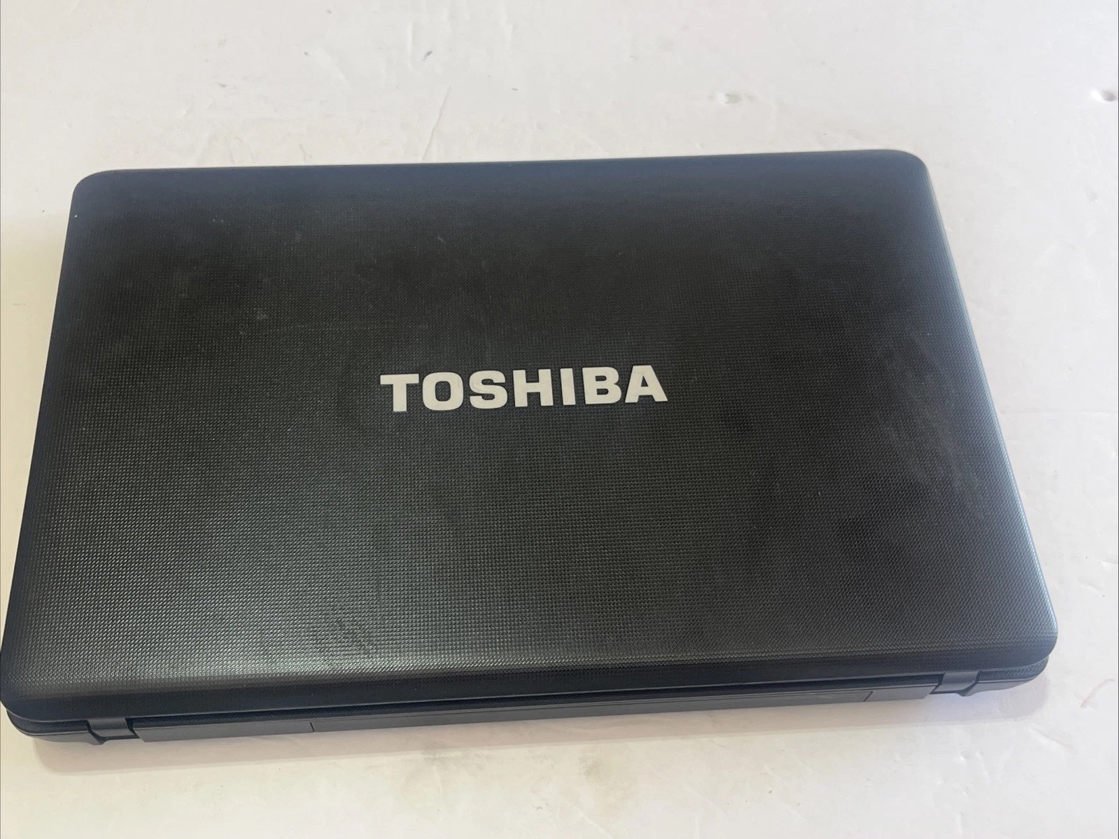 Toshiba Satellite L305D-S5934 15.4in. (250GB, AMD Turion X2 Dual Core, 2GHz