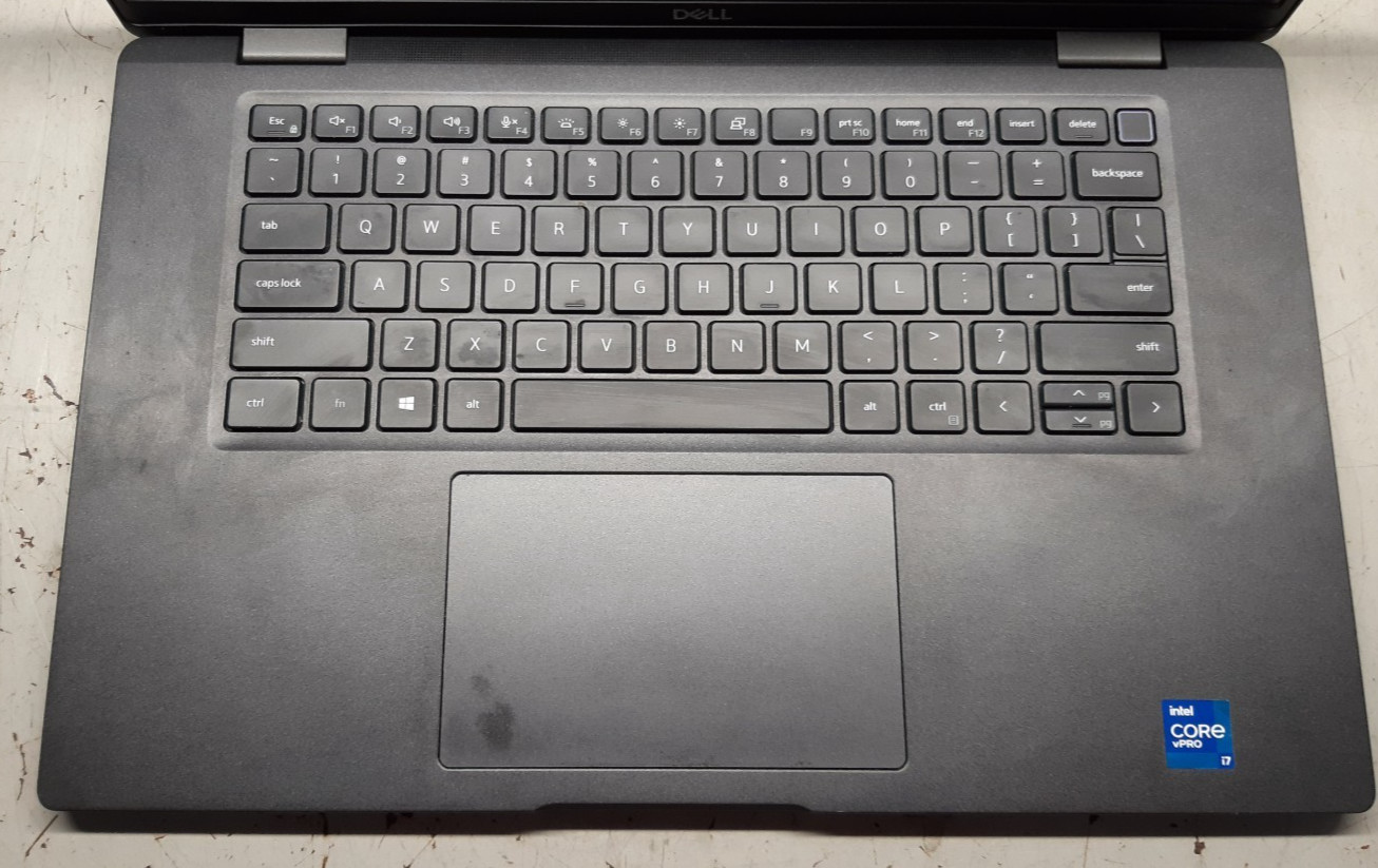 Dell Latitude 7520 15.6″ i7-1185G7 16GB RAM 256GB SSD Windows 11