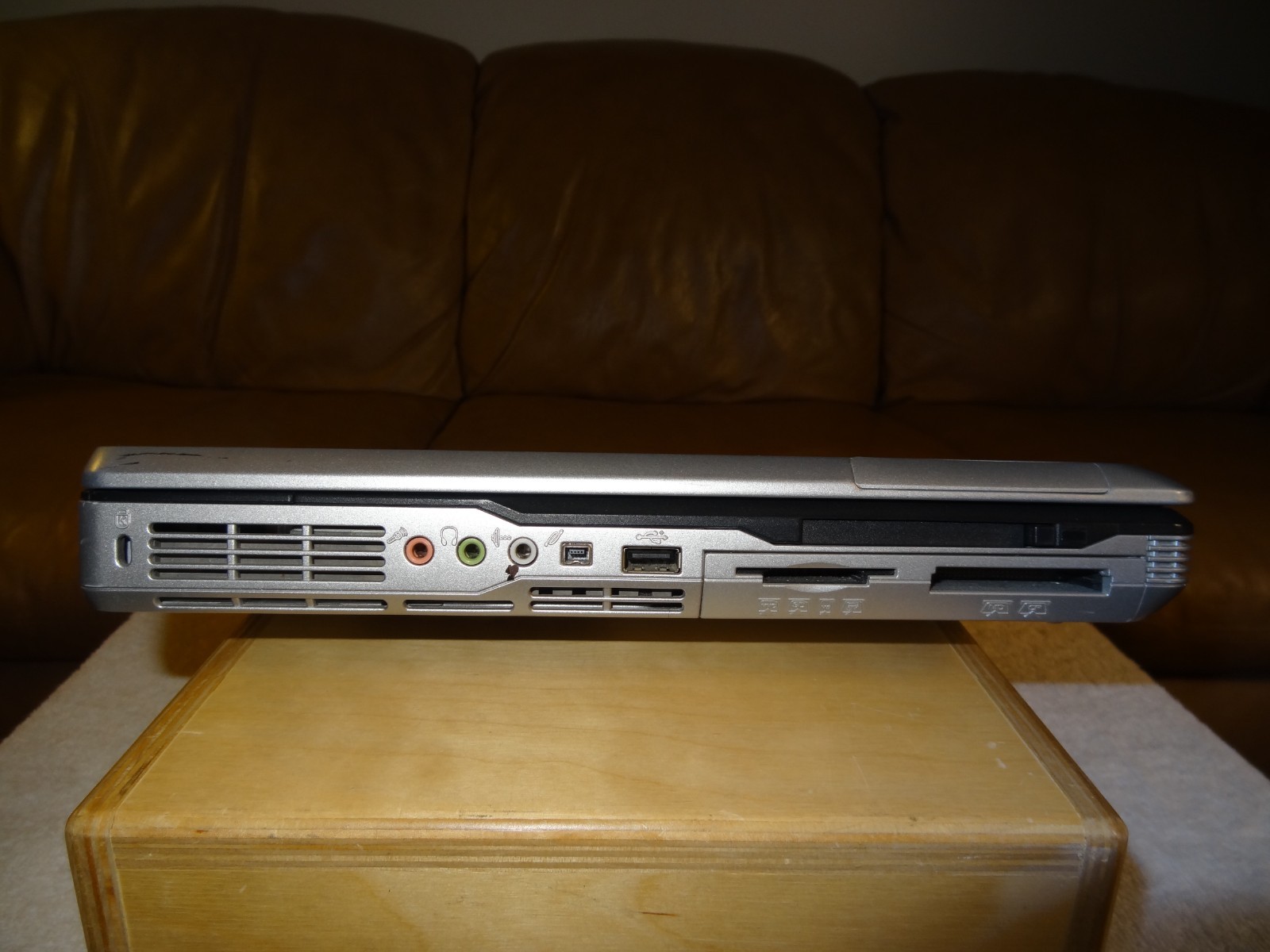 Gateway M675PRR Laptop Computer -17″Screen -Windows 7 -Intel Pentium @ 3.40GHz