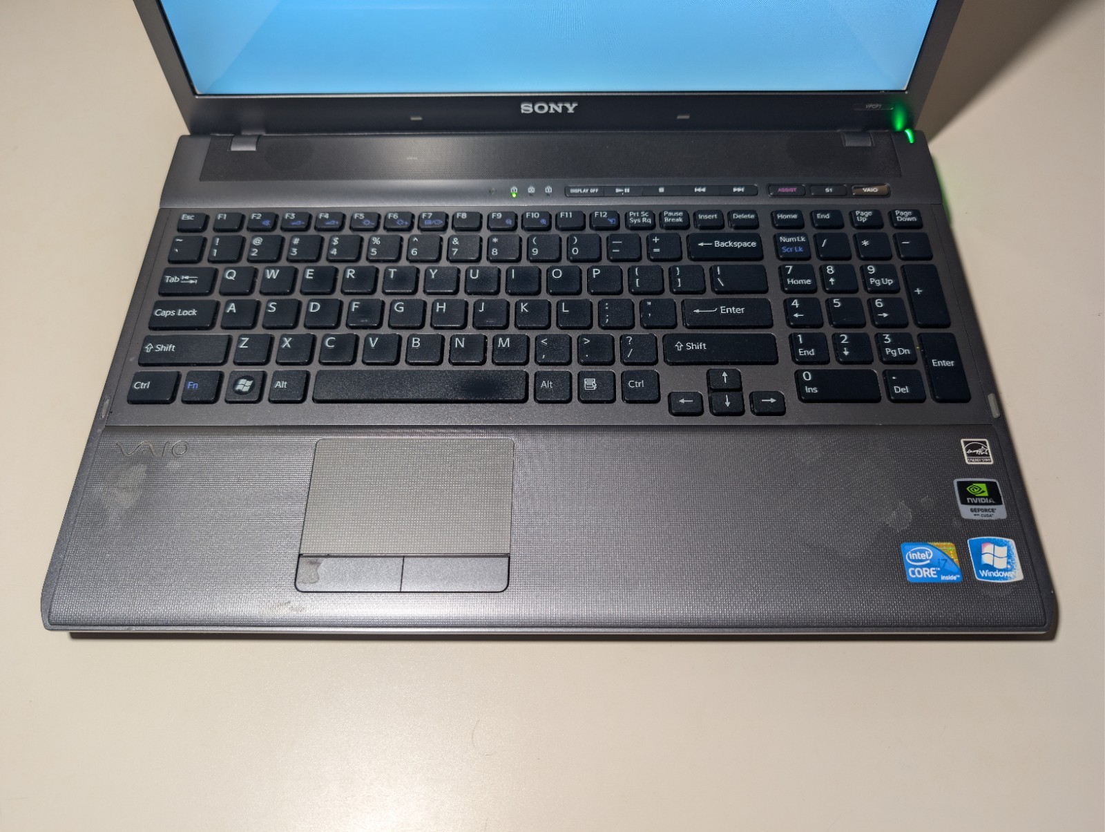 16″ SONY VAIO VPCF1 | i7-740QM 16GB RAM 512GB SSD | FHD NVIDIA | Win 10 & 7 Dual