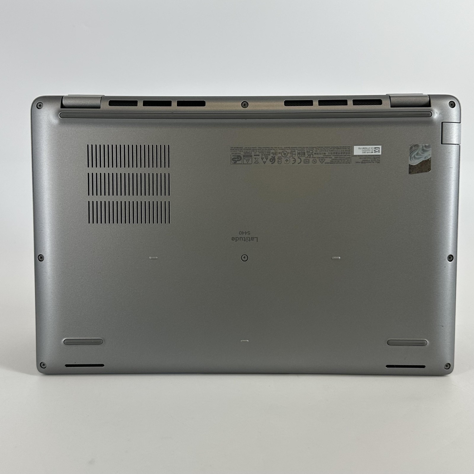 Dell Latitude 5440 14 Gray FHD TOUCH 1.9 GHz i7-1370P 32GB 512GB SSD Very Good