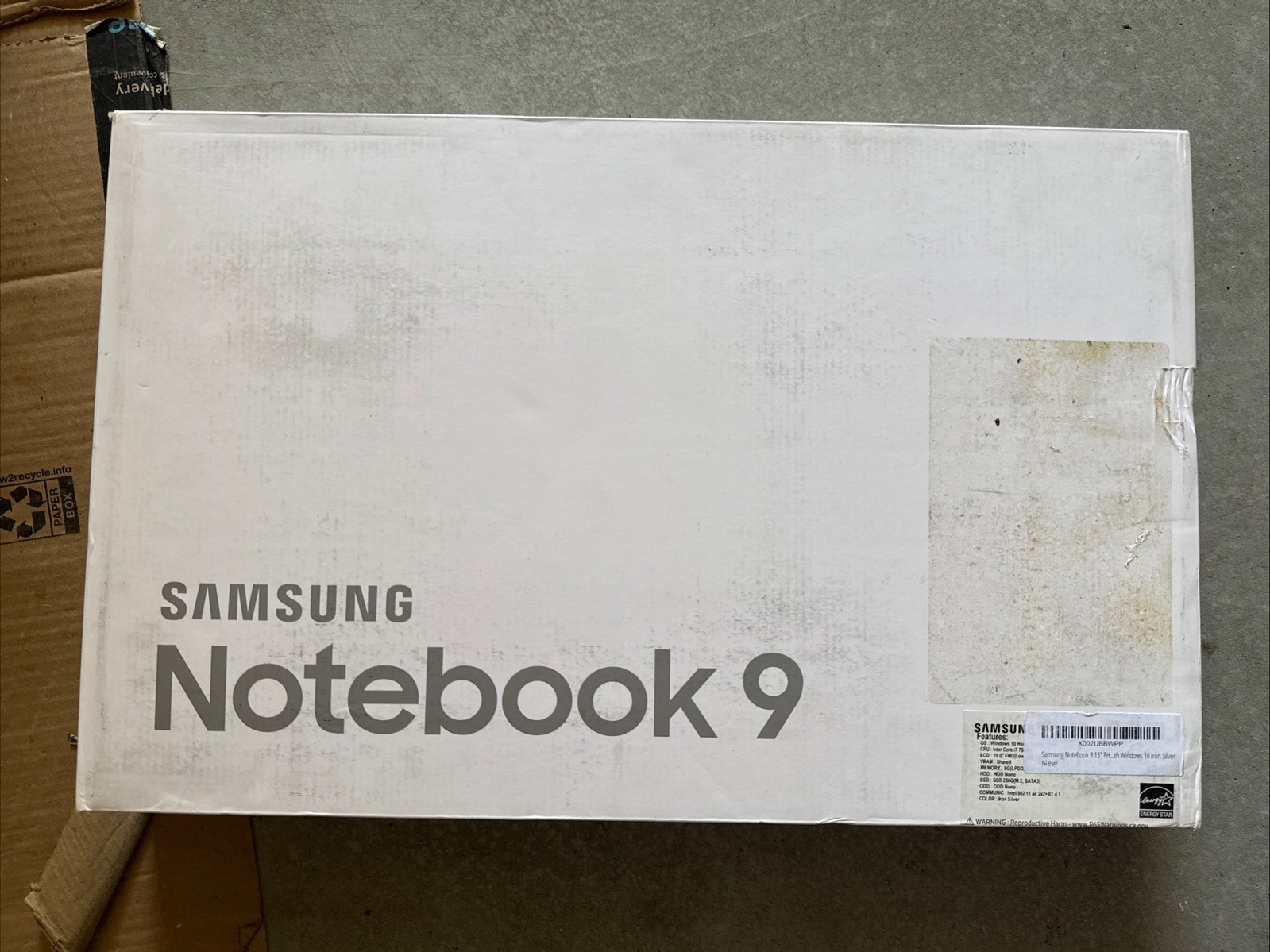 Samsung NP900X5J-K01US Notebook 9 FHD i7-7500U 8GB RAM 256GB SSD – Iron Silver