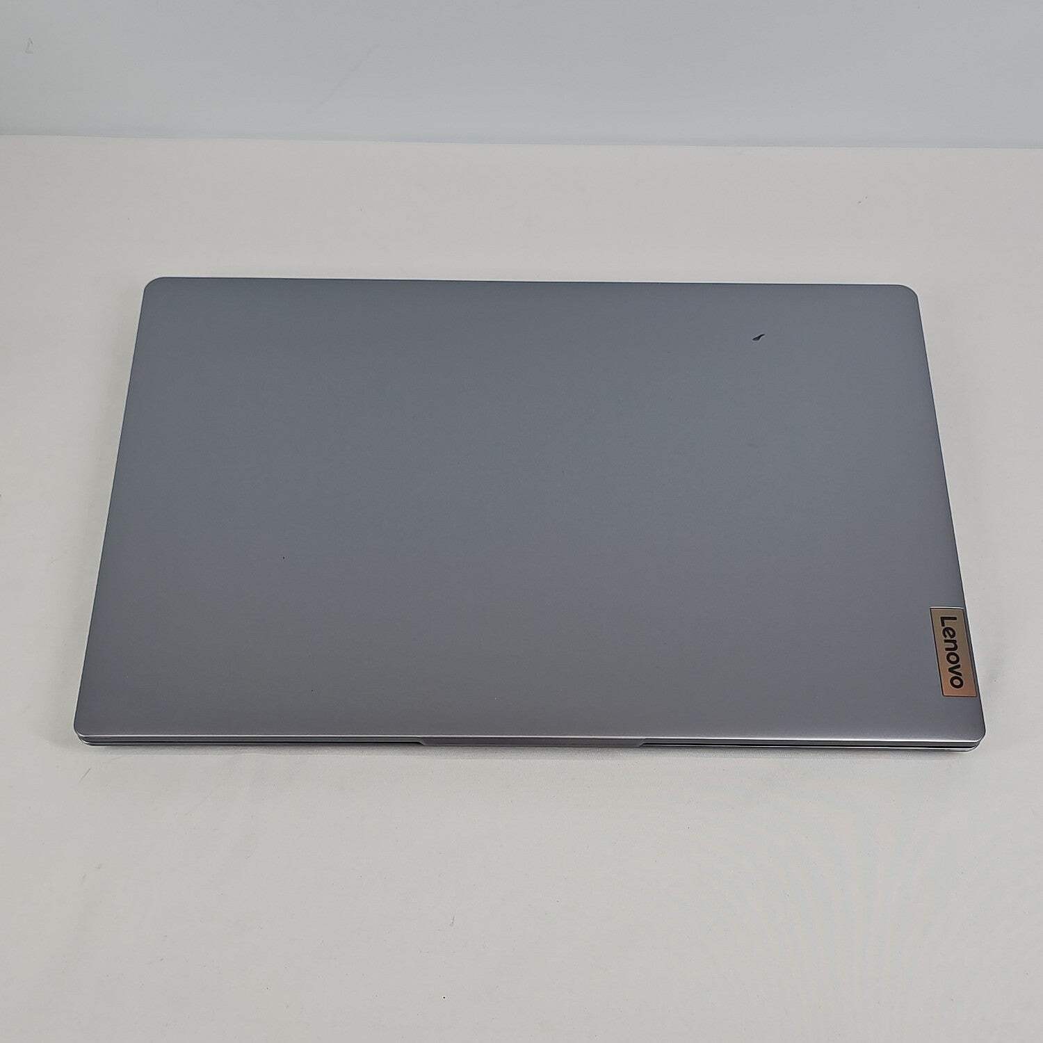 Lenovo IdeaPad Slim 3 82X7 15.6″ i3-1315U 1.2GHz 8GB RAM 256GB SSD