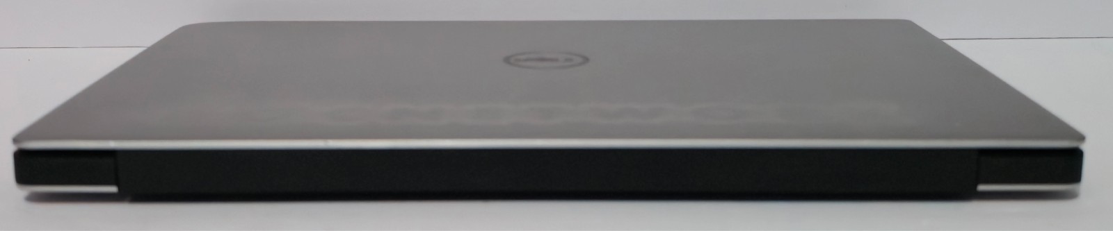 Dell XPS 13 9360 13.3″ – i7-7500U – 16GB RAM – 512GB SSD – Silver