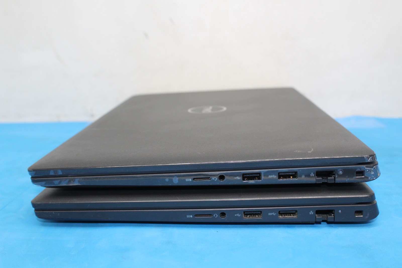 LOT-2 Dell Latitude 3520 15″ FHD i5-1135G7 16GB RAM 256GB NVMe NO Windows T9A13