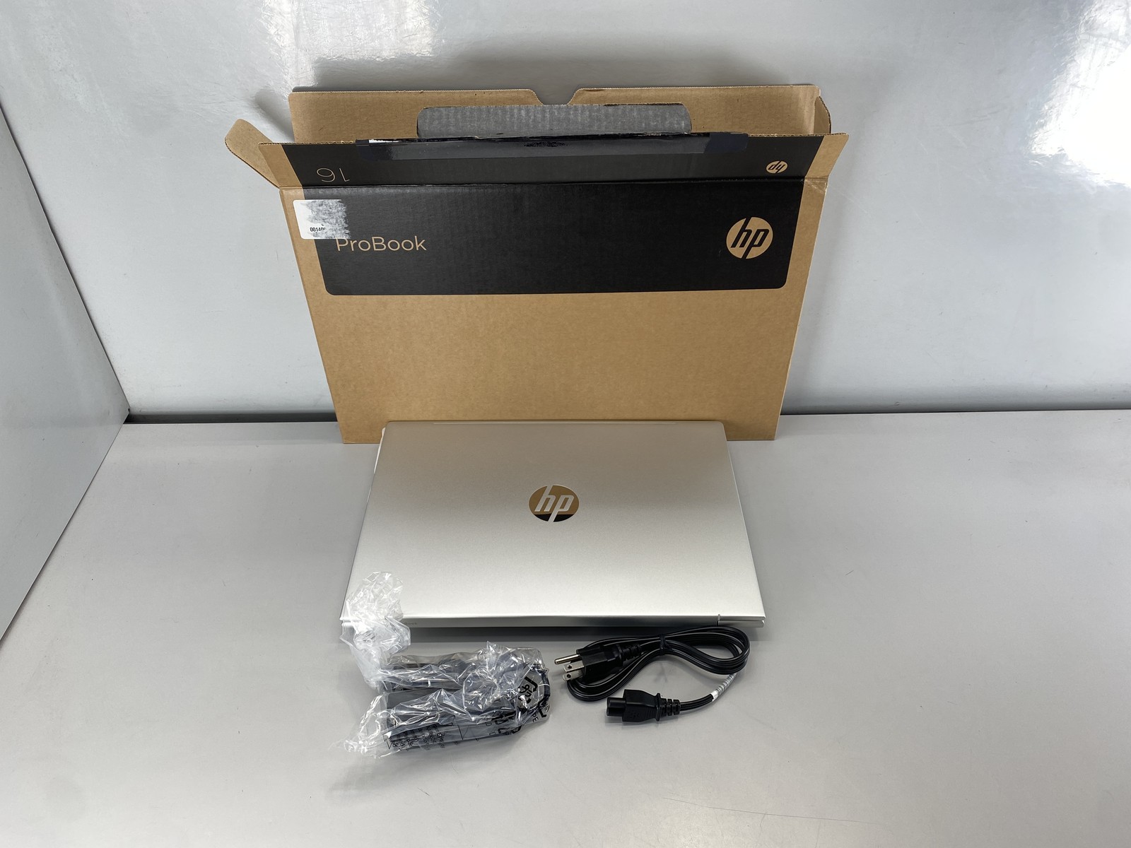 HP Laptop Probook 4 G1I 16 AI 16″ Intel Core Ultra 7 255U 512GB- Silver