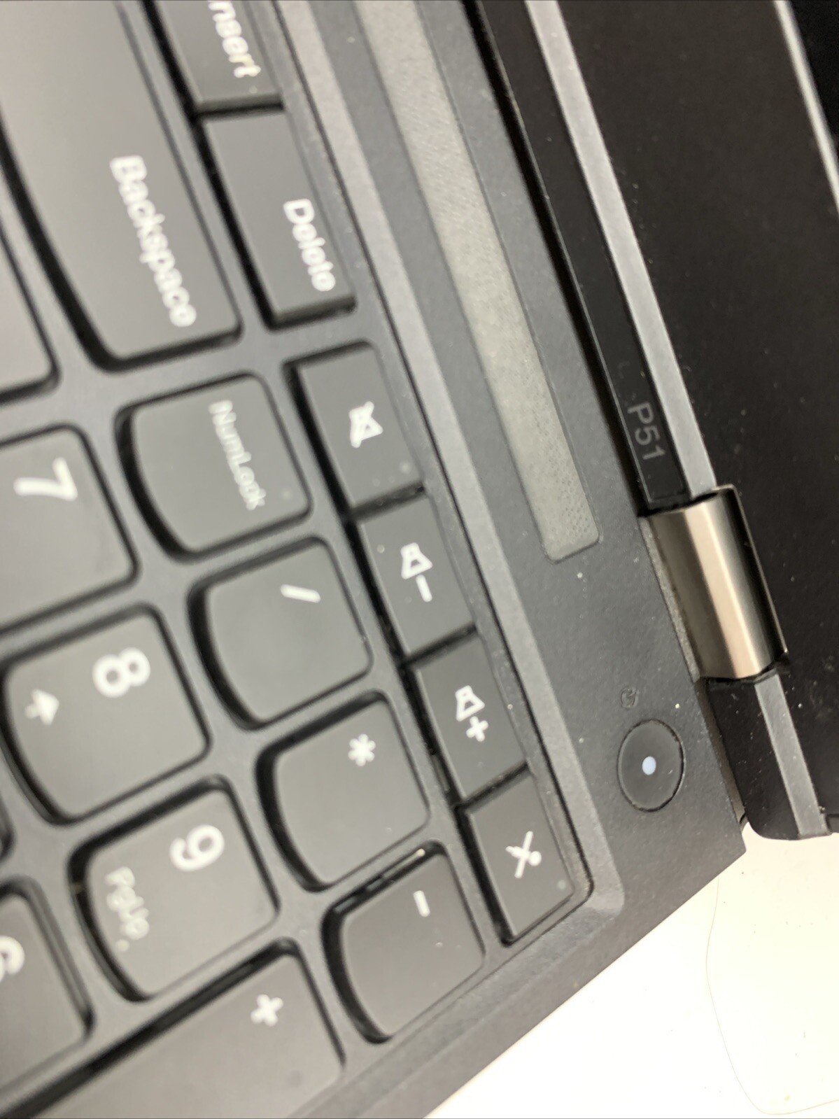 For parts or repair! Lenovo ThinkPad P51 i7-7820HQ 2.9GHz 20GB or 4GB RAM No HDD