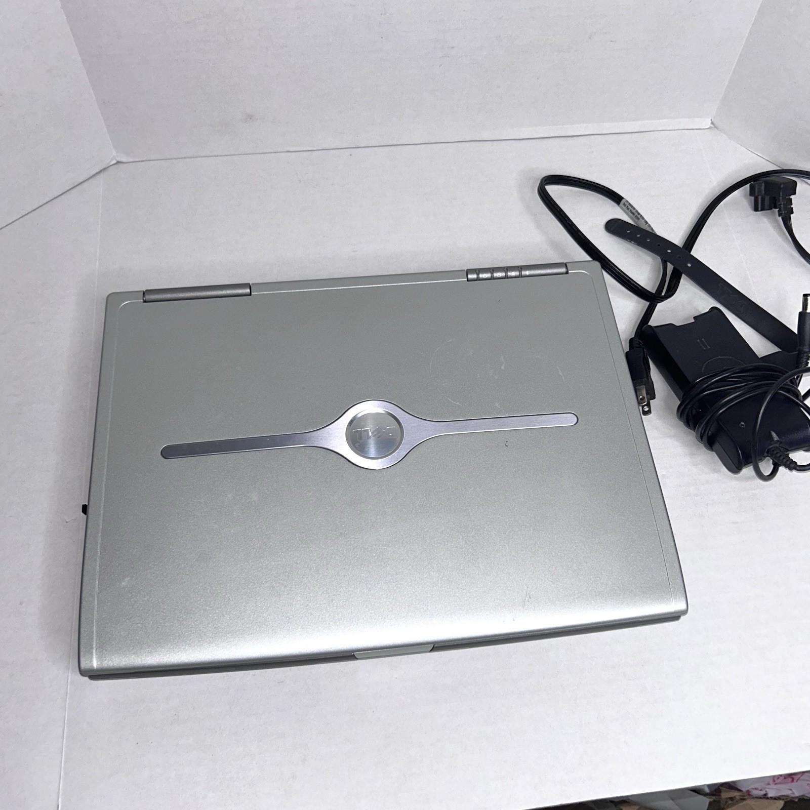 Vintage Dell Inspiron 8600 Laptop PP02X Blue/Silver | UNTESTED FOR PARTS NO HDD