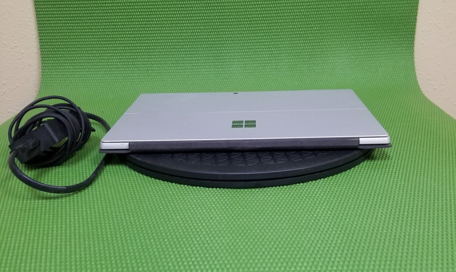 Surface Pro 7 i5-1035G4 8GB 1.1GHz 128GB SSD NO HDD/OS