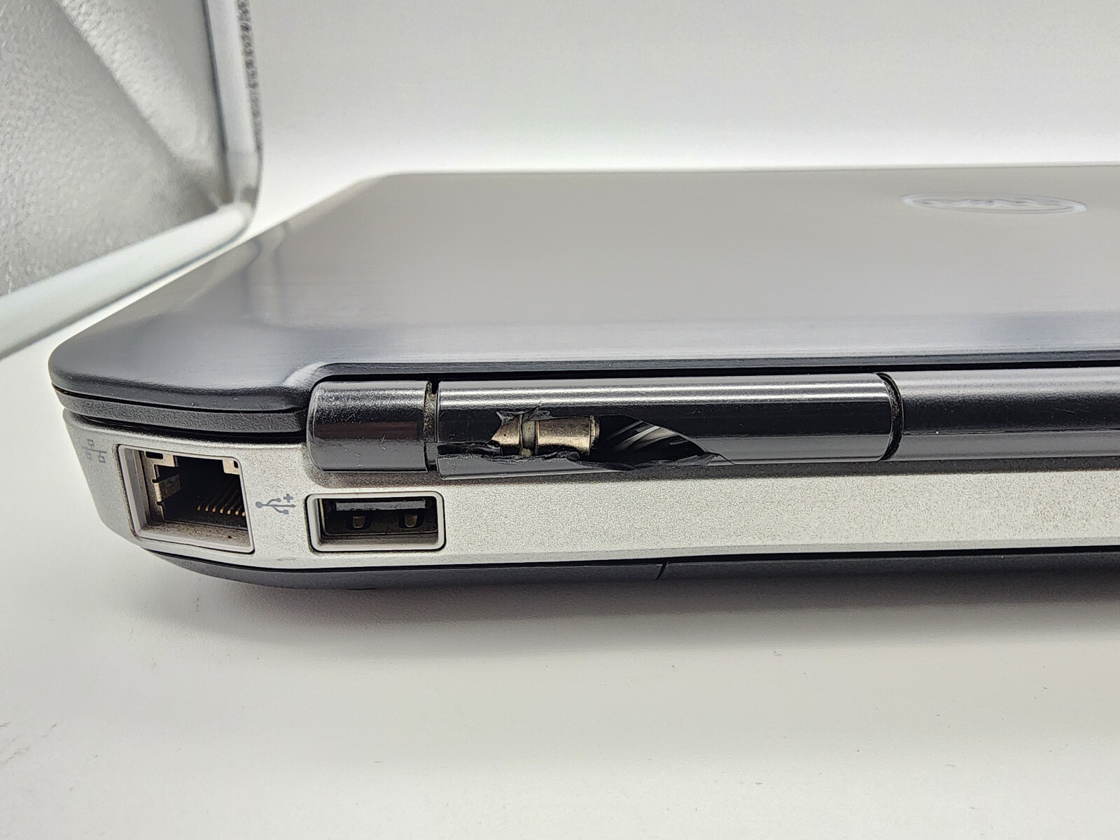 Dell Latitude E5430 Intel i3-3120M 2.5GHz 4GB RAM 320GB HDD Win10Pro