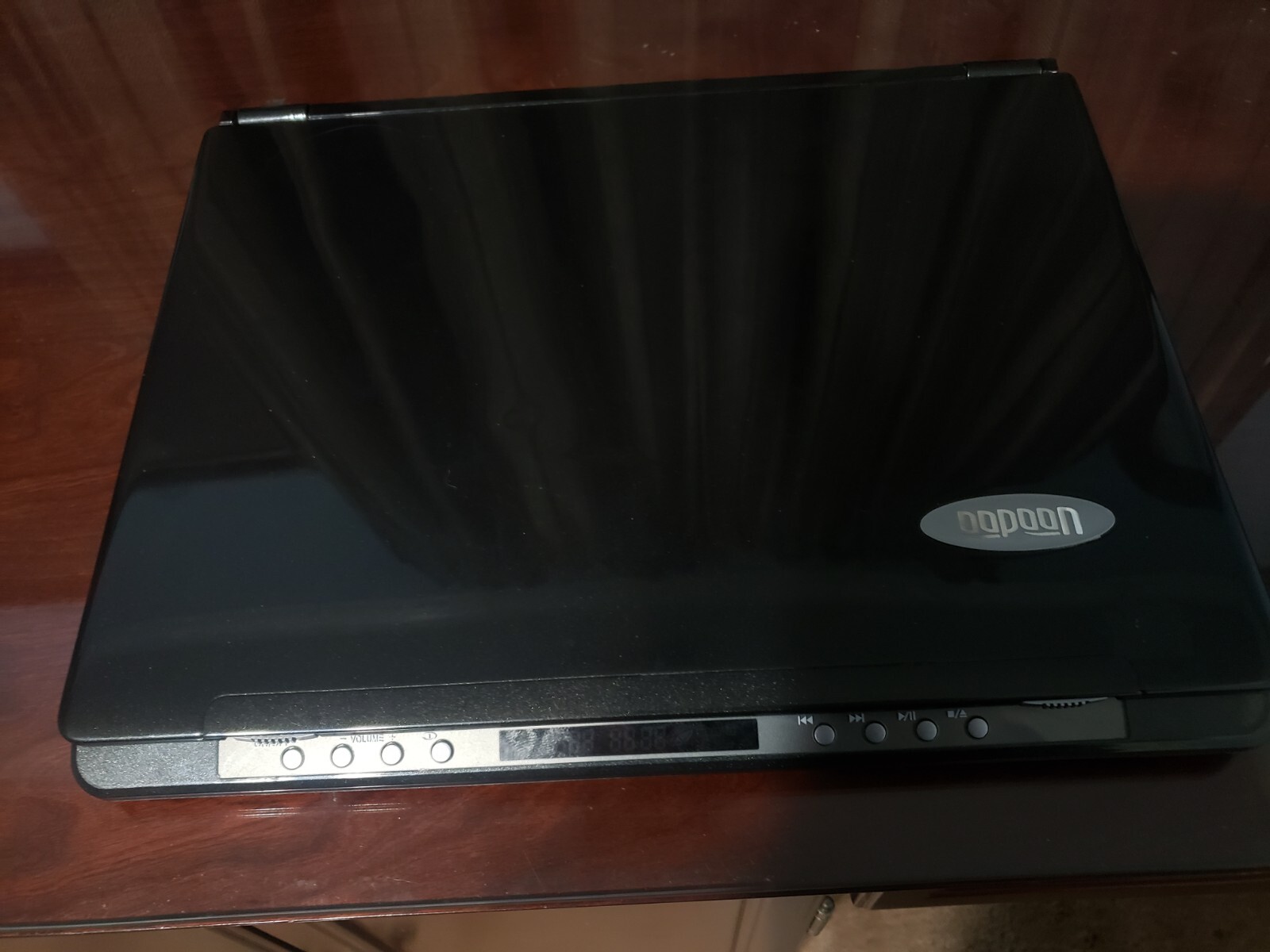 RARE Voodoo Envy Mi:732 PentiumM 1.73 1gb 40gb FACTORY Windows XP OS Clevo M560A