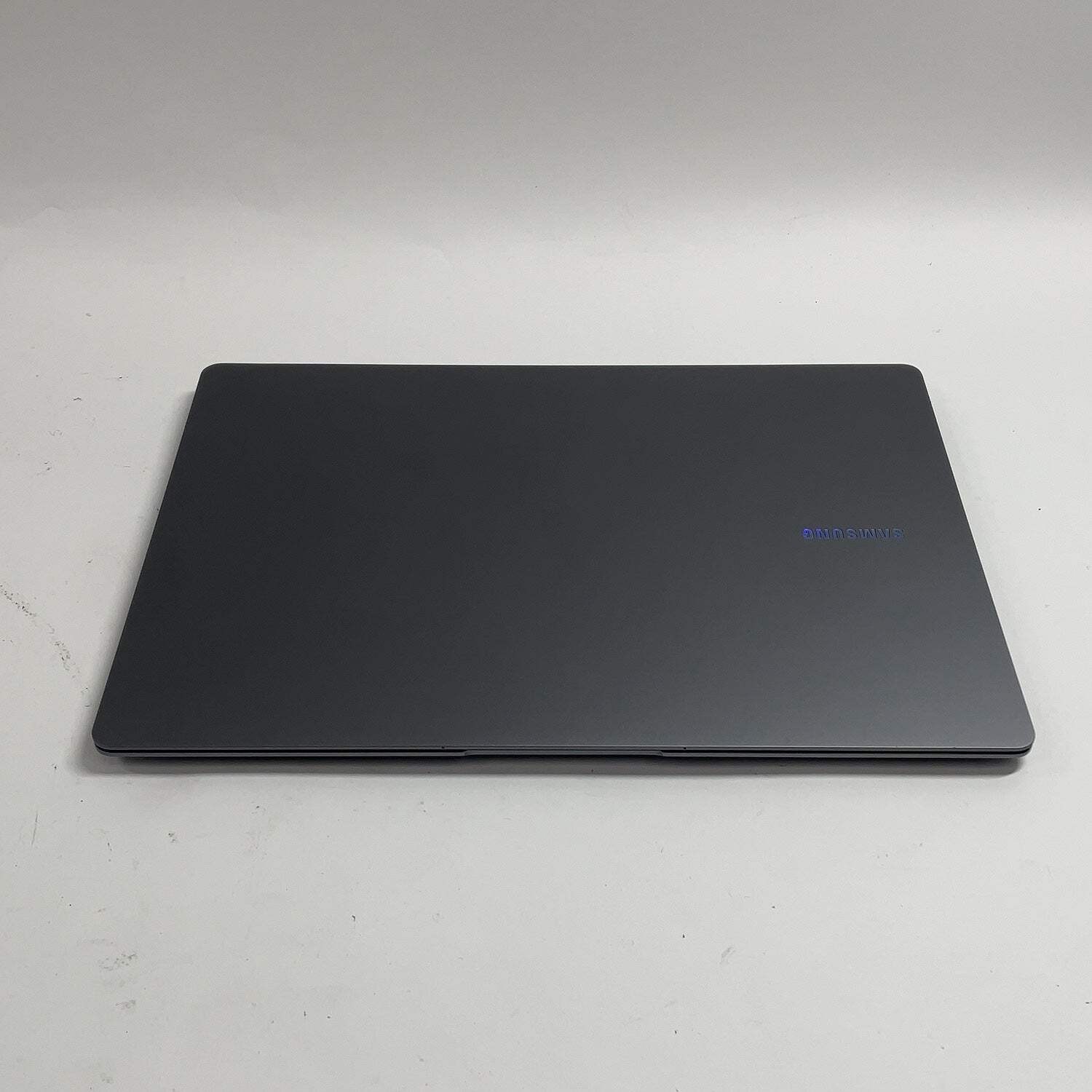 Samsung Galaxy Book NP940XHA 14″ Core Ultra 7 256V 2.2GHz 16GB RAM 512GB SSD