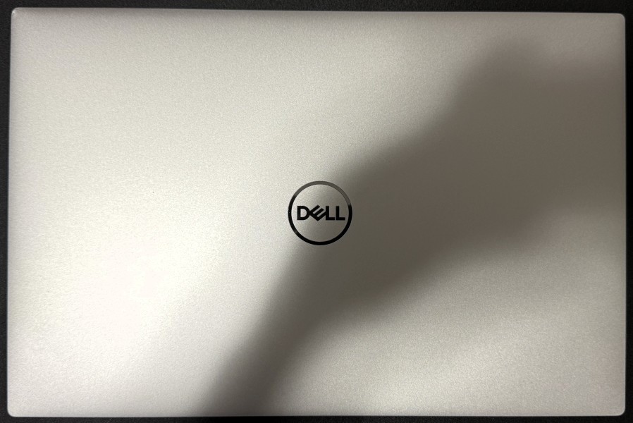 Dell XPS 15 9510 Gaming Laptop i7-11800H 32 GB RAM 1TB SSD Nvidia RTX 3050 Ti