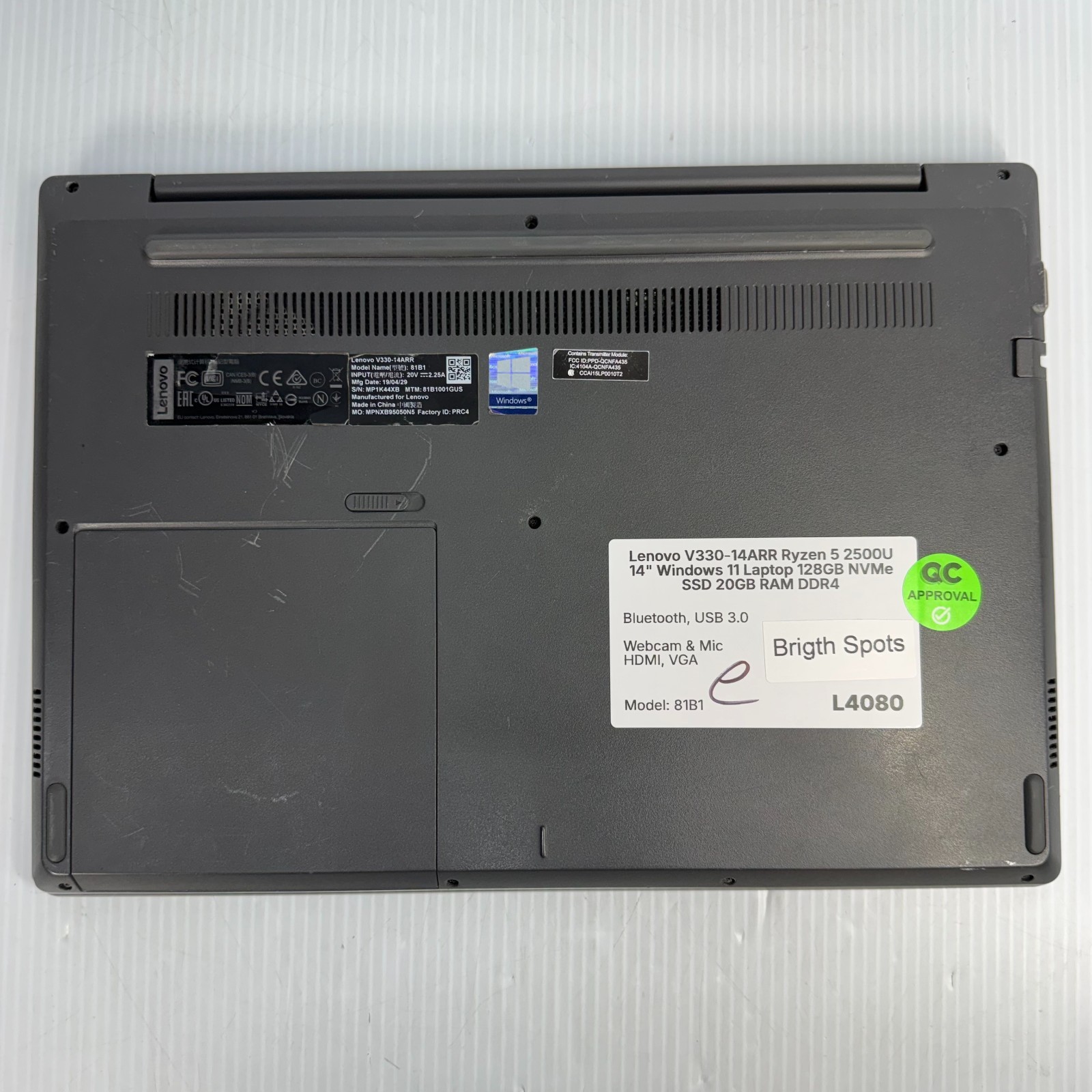 Lenovo V330-14ARR 5 2500U 14″ Windows 11 Laptop 128GB SSD 20GB **WEAR**