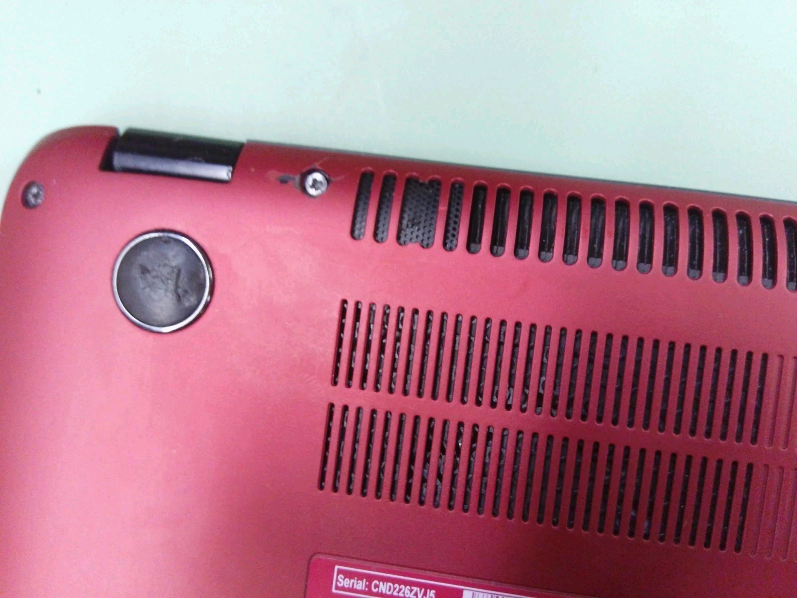 HP ENVY SLEEKBOOK 6, AMD A6 @ 2.1 GHz ,4GB, 500GB HDD, Beats Audio, Red