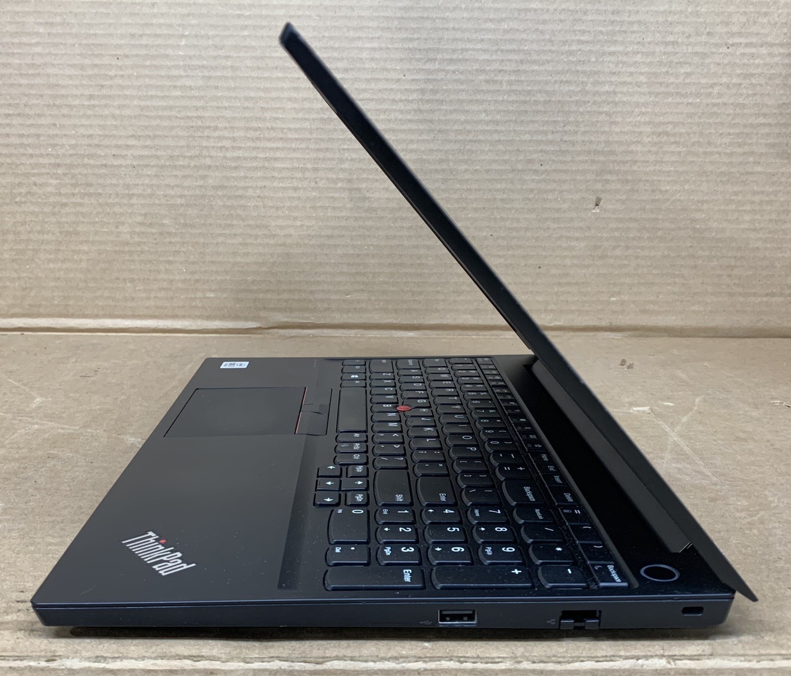 Lenovo ThinkPad E15 15″ FHD Intel Core i7-10510U@1.80GHz 4GB RAM NO SSD/HDD/OS