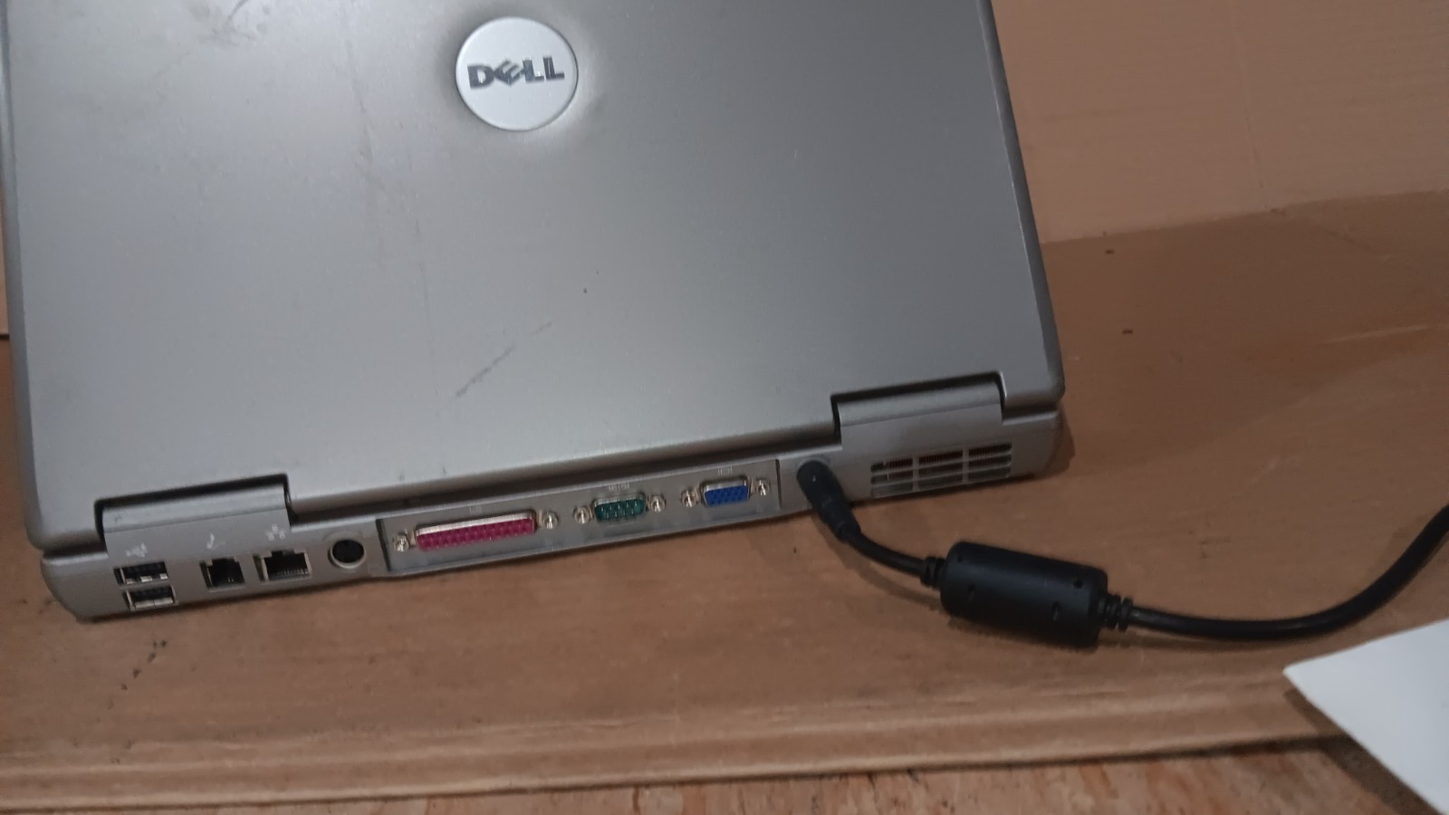 Vintage Dell Latitude D510 Laptop Windows XP pro SP3 Serial port Parallel port