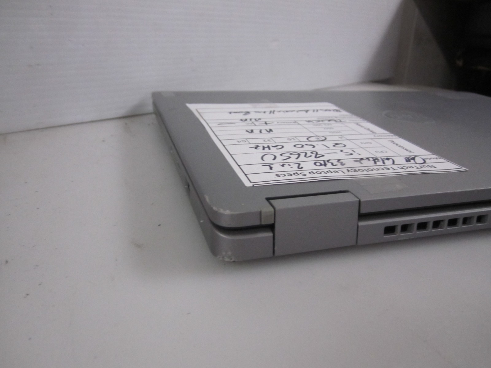 Dell 3310 2 in 1 I5-8265U 1.60GHZ 8GB NO HDD/AC/OS LAPTOP BIOS READ++
