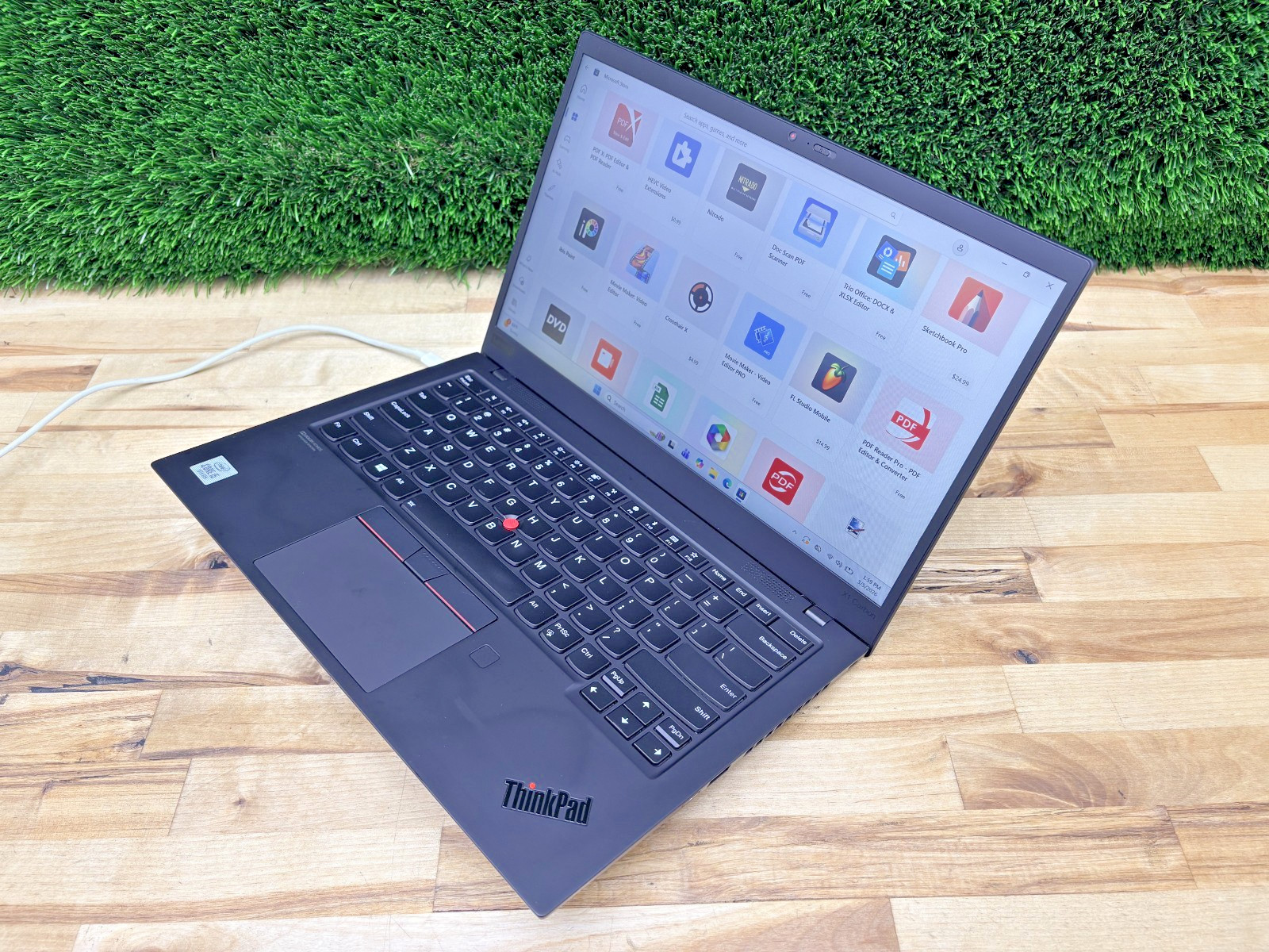Lenovo ThinkPad x1 Carbon 7 i5-10th Gen 1.60GHz 16GB RAM 256GB SSD Win 11 Pro*