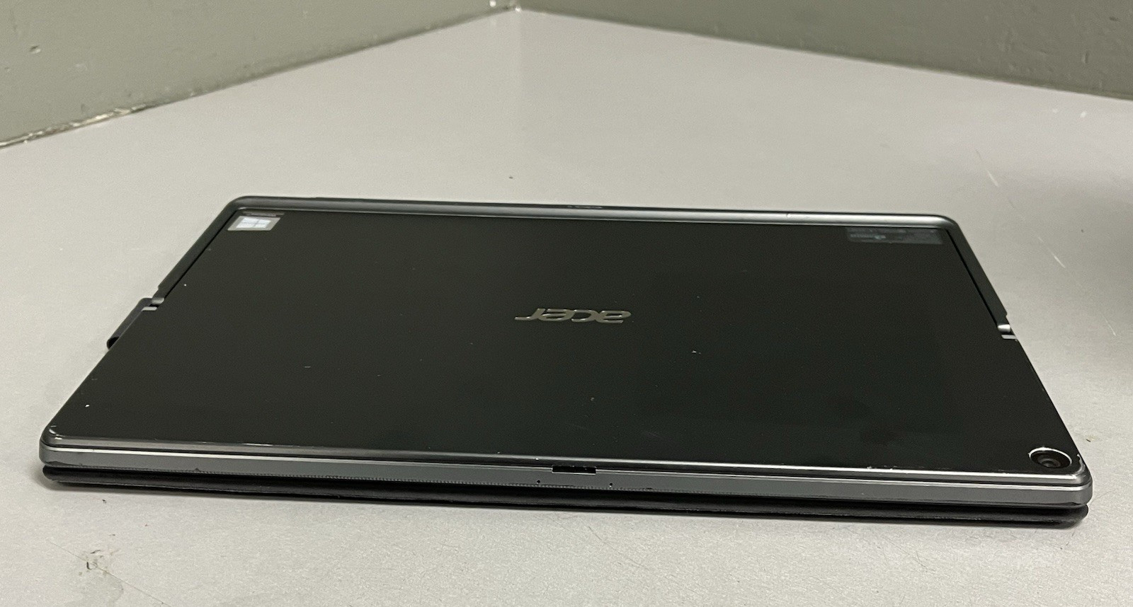 Acer Switch 5 2-in-1 N17P5 Core i3-7130U 2.70GHz 128GB SSD 4GB Ram #6