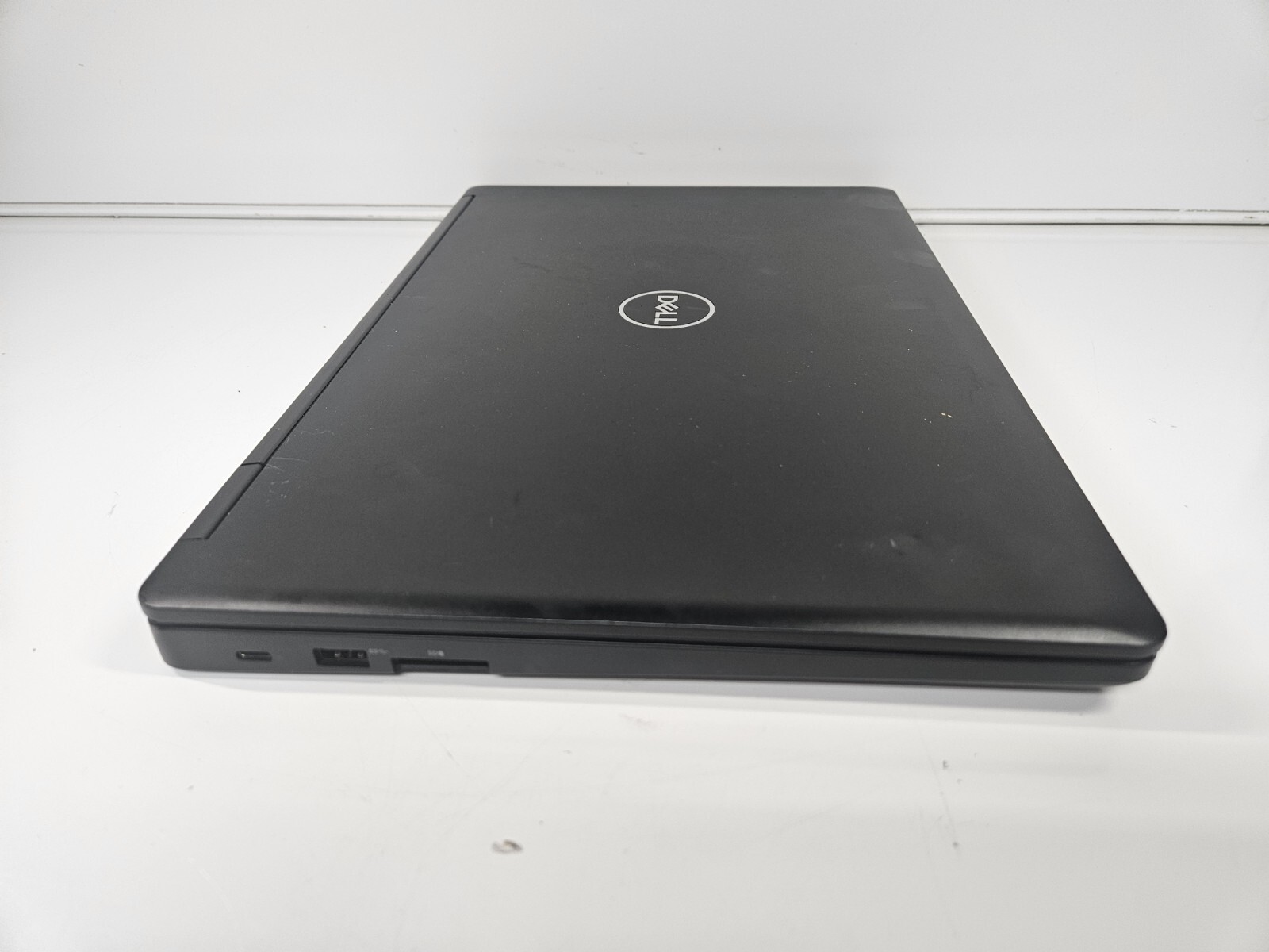 Dell Latitude 5590 Intel i5-8350U 1.70GHz 16GB RAM 250GB M.2 NVME SSD Win 11 Pro