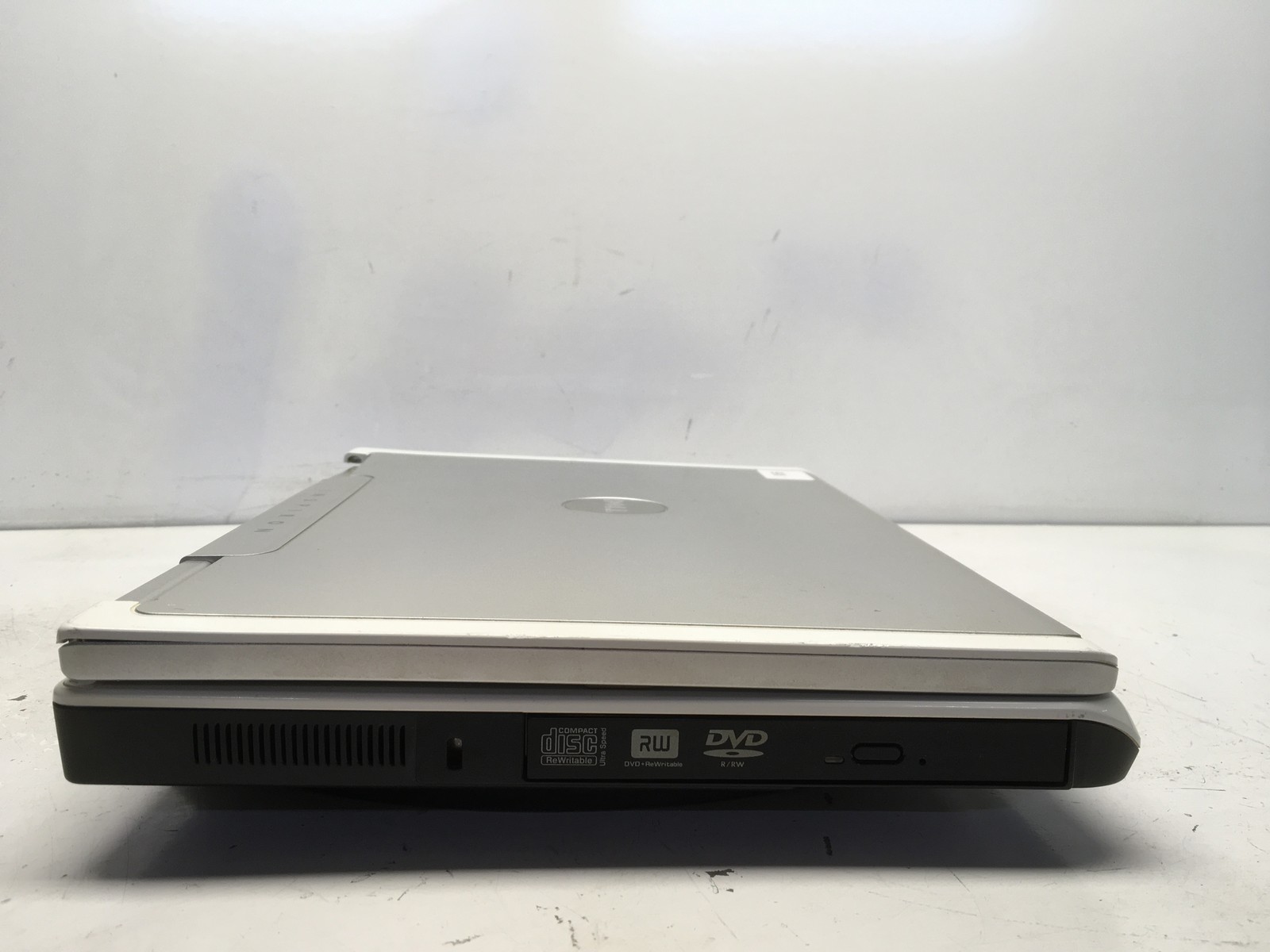 Dell Inspiron E1505 MM061 Intel Core Solo 06E8 1.66GHz 1 GB NO HDD No Batt