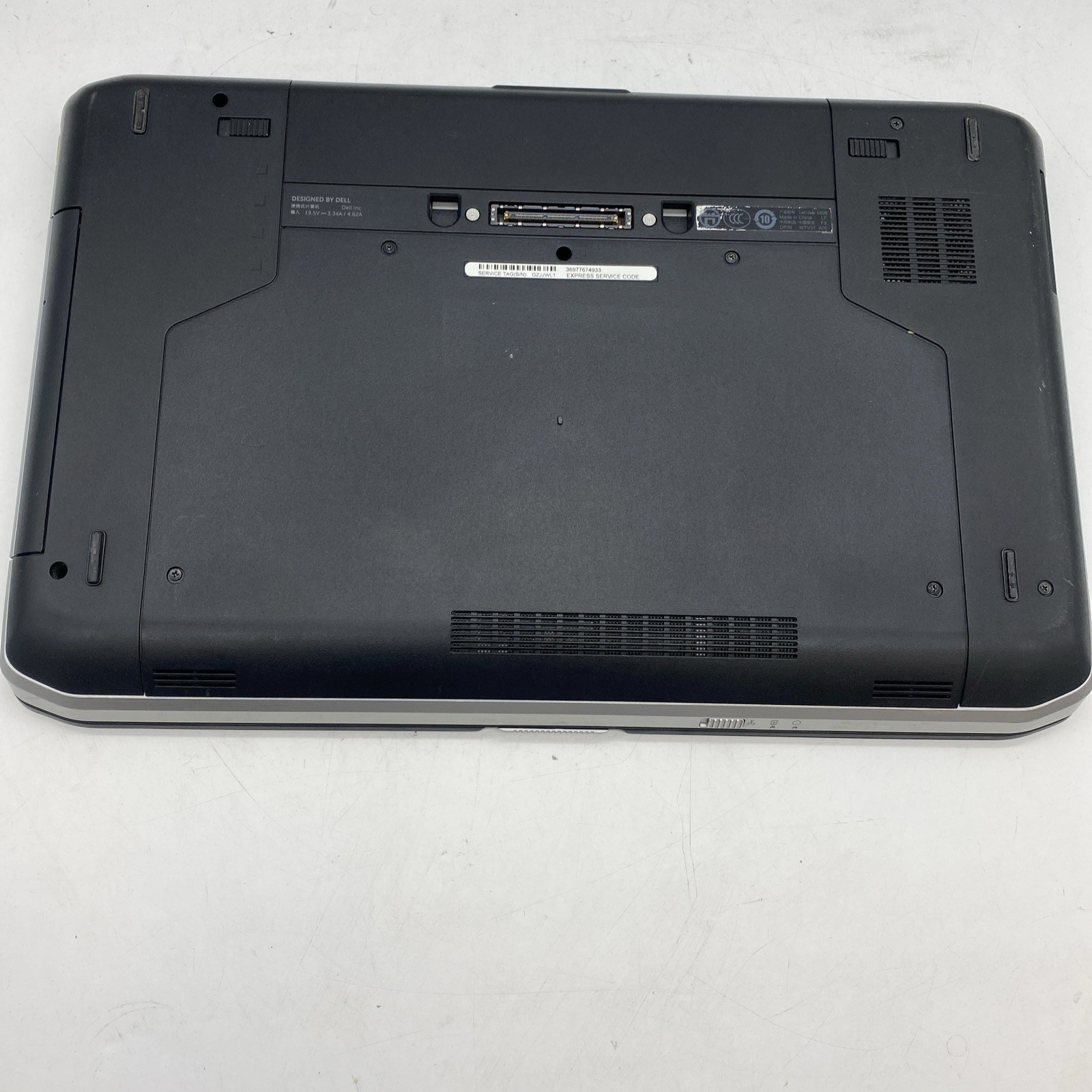 Dell Latitude E5520 i3-2430@2.26GHz | 8GB | NO HDD | NO OS | POWERS ON | Q2