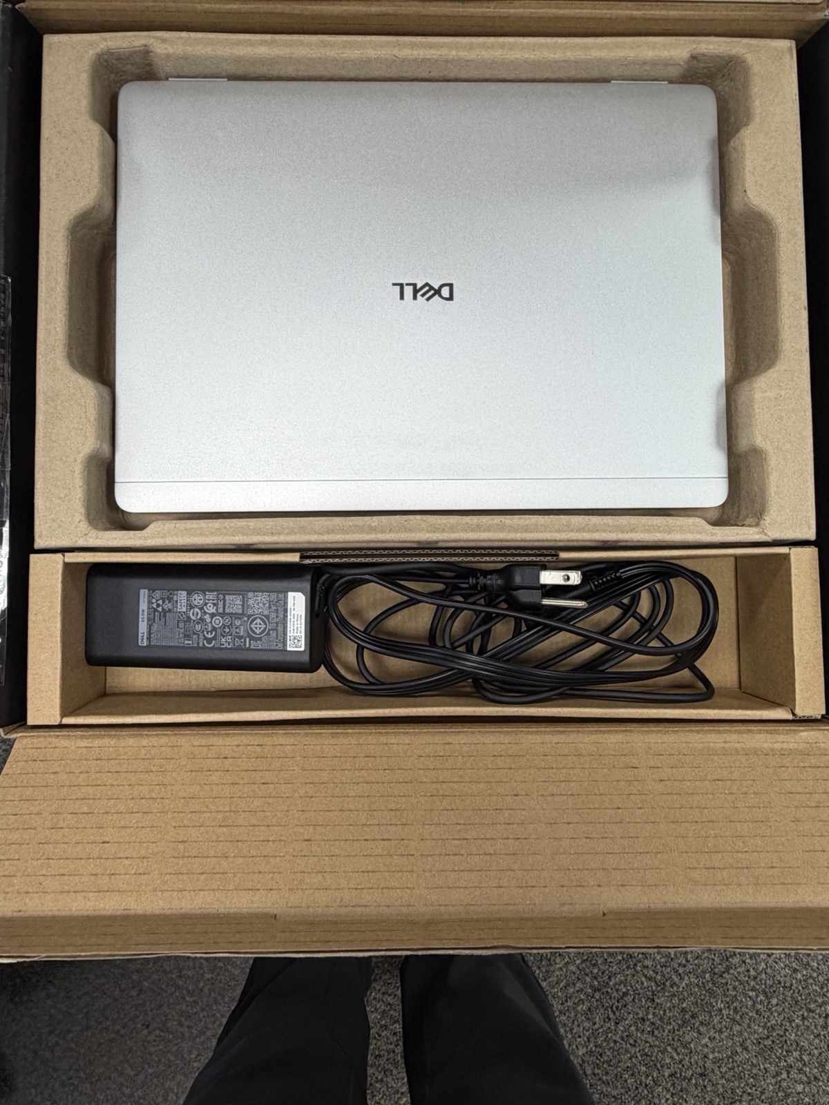 Dell Pro 13 Plus PB13250 13.3” FHD+ Ultra 7 Processor / 32 GB /512 GB – N59P4