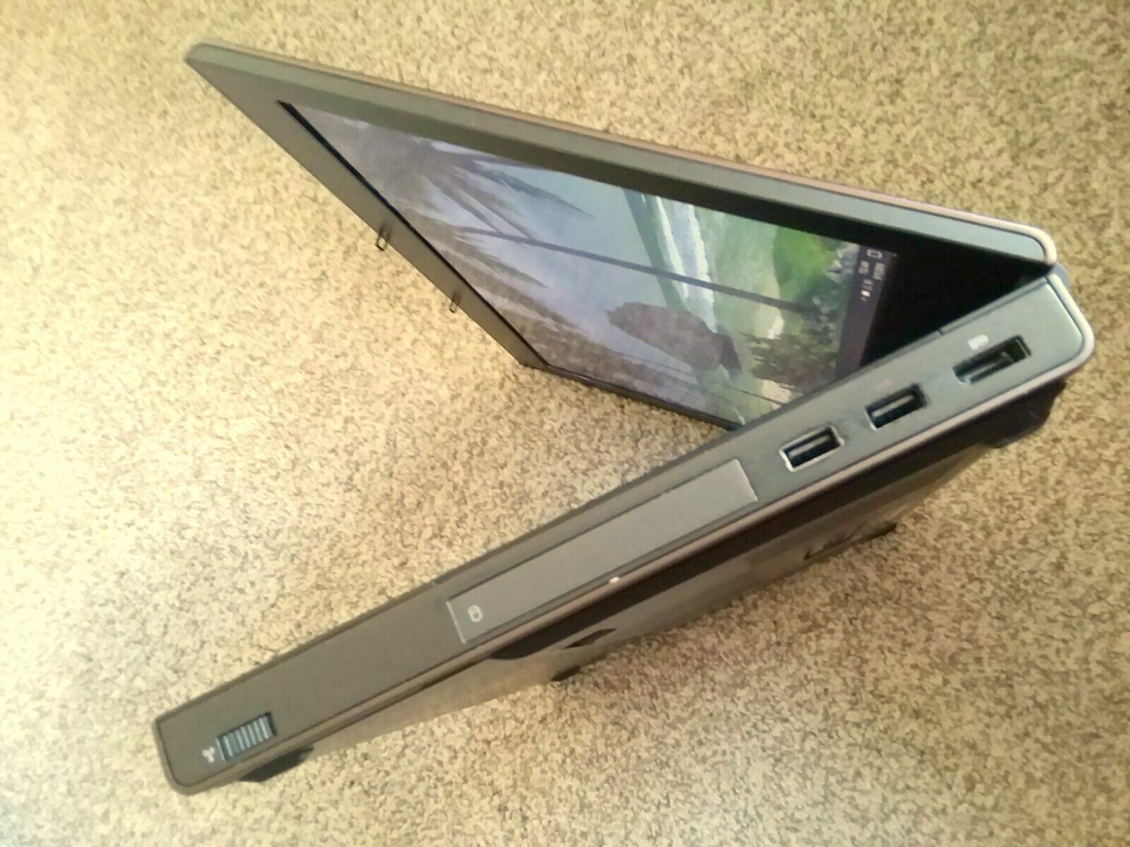 Workstation DELL M4700 i7-QUAD FAST 2 x 1TB SSD DVDRW 32GB 15.6″ FHD Nvidia 2GB