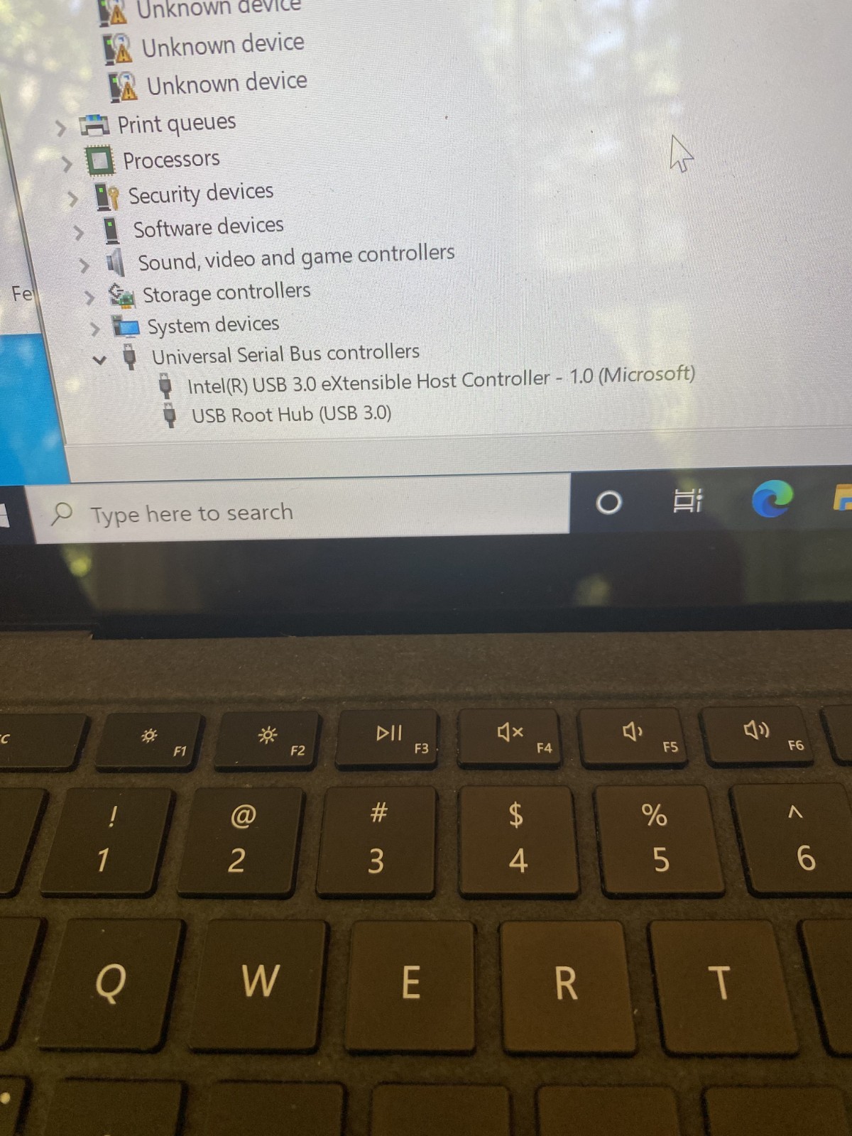 Microsoft Surface 1769 13.5″ i7-8650U 1.90GHz 16GB RAM 512GB SSD WINPRO10 *Read*