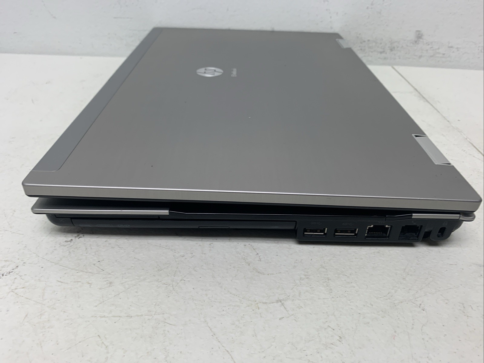 HP ELITEBOOK 8540P I5 M520 – 4GB Ram 240gb SSD Linux Ubuntu’s Need Battery