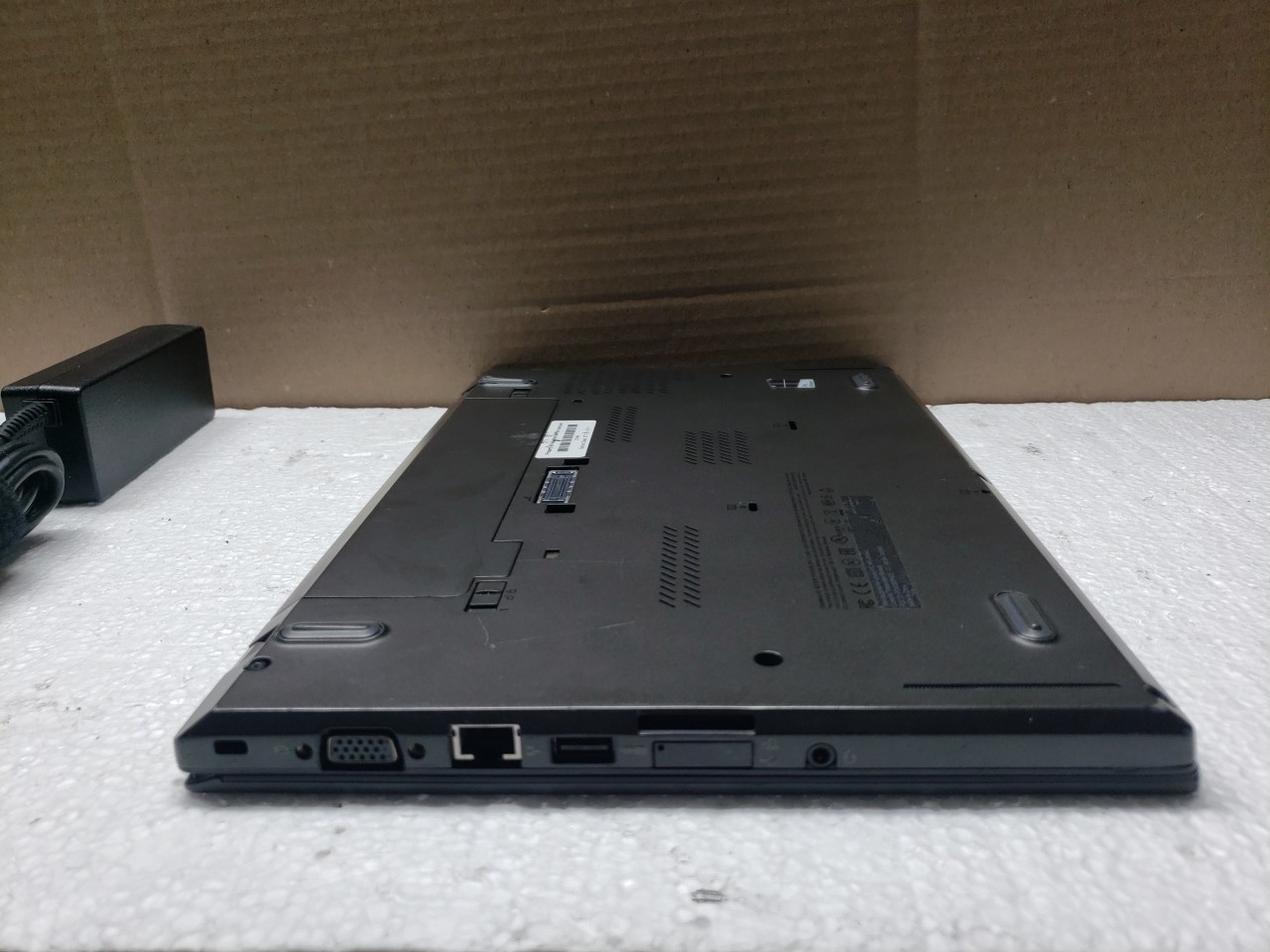 Lenovo Thinkpad T450s Intel i7-5600U 12GB RAM 500GB HDD W11