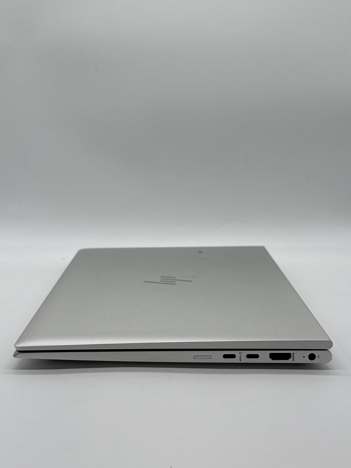 HP EliteBook 845 G7 14″ Ryzen 5 Pro 4650U 16GB RAM 256GB SSD Silver w/ Charger