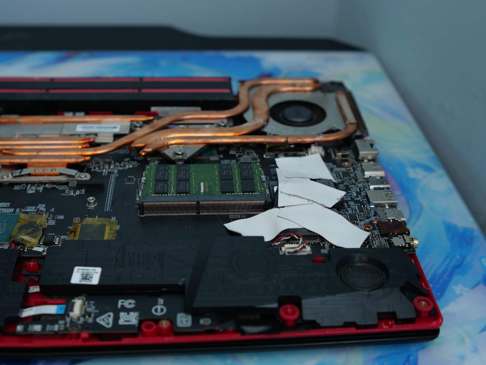 MSI GL63 8SC Gaming Laptop i7-8750H GTX 1650 32GB 256GB SSD 1Tb HDD