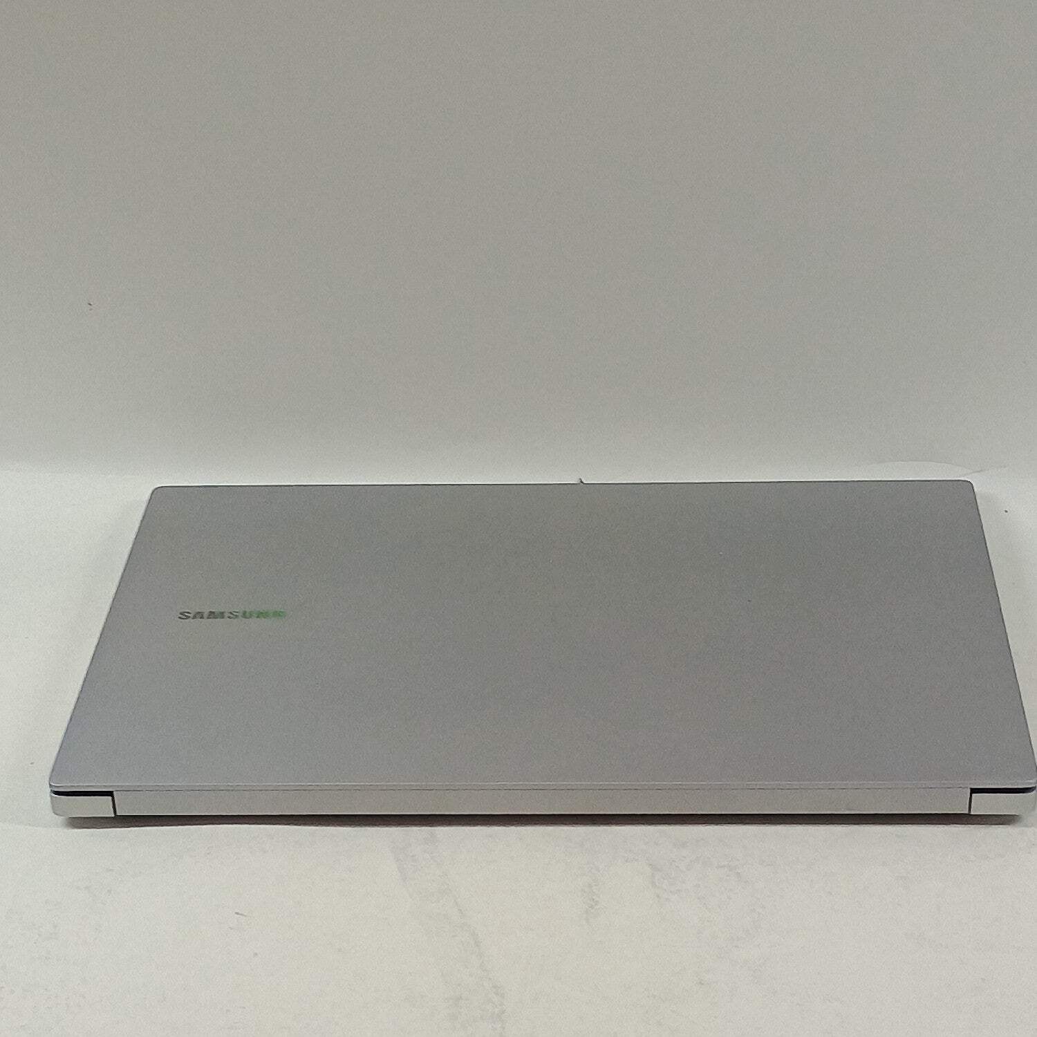 Samsung Galaxy Book4 NP750XGK 15.6″ Core 7 150U 1.8GHz 16GB RAM 1TB SSD