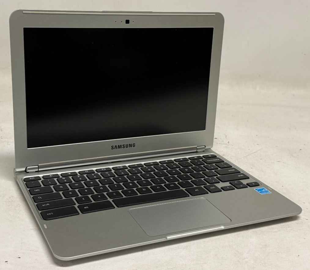 Samsung Chromebook XE303C12 11.6″ (Exynos-5 – 2GB RAM – 16GB eMMC) – Lot of 10