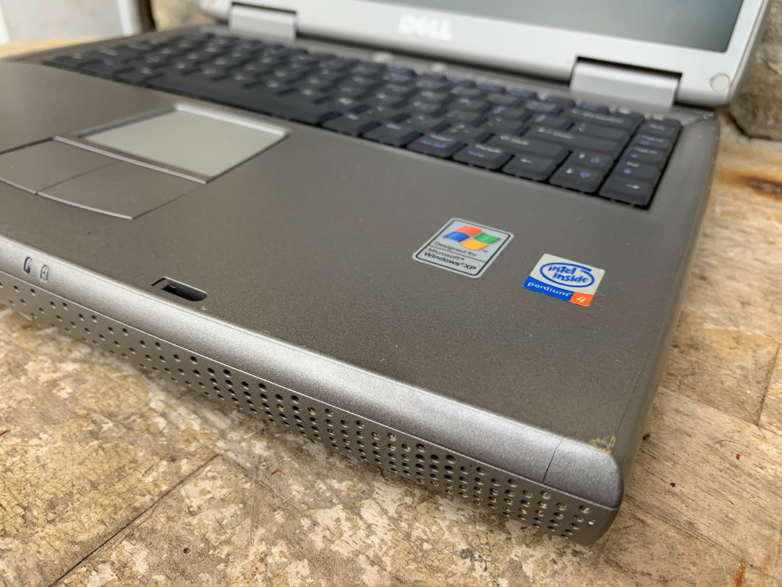 Dell Inspiron 1150 Laptop Notebook Computer 14″ Intel Pentium AS IS UNTESTED