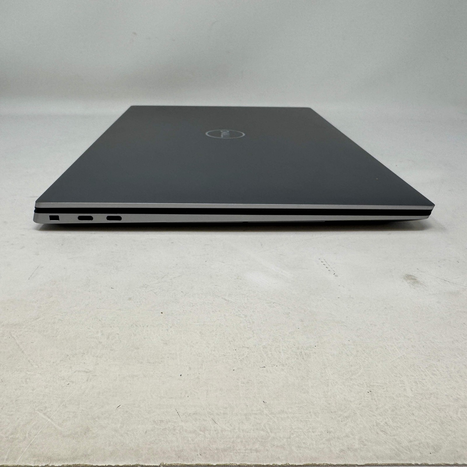 Dell Precision 5500 15.6″ i9-10885H 2.4GHz 64GB RAM 2TB SSD Quadro T2000 Max-Q