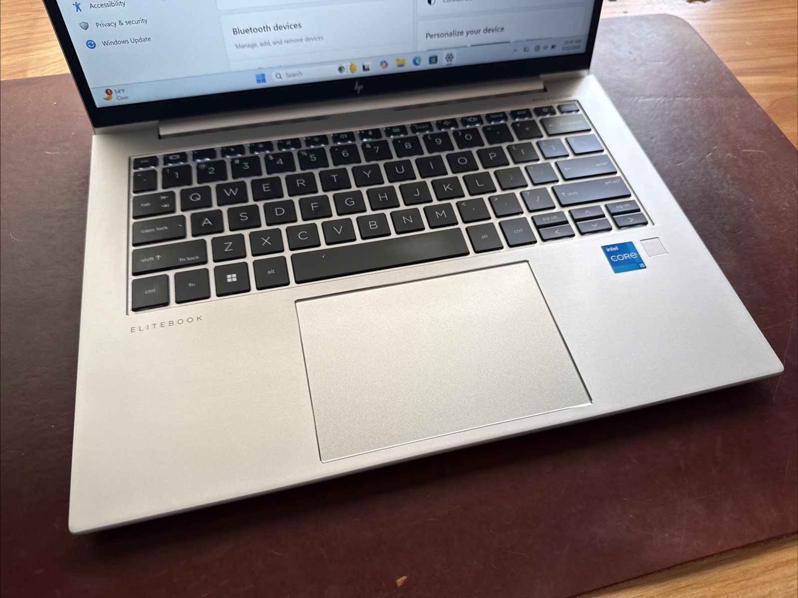 HP Elitebook 840 G9 14in FHD+ – Intel i5-1235U – 16GB RAM 256GB SSD