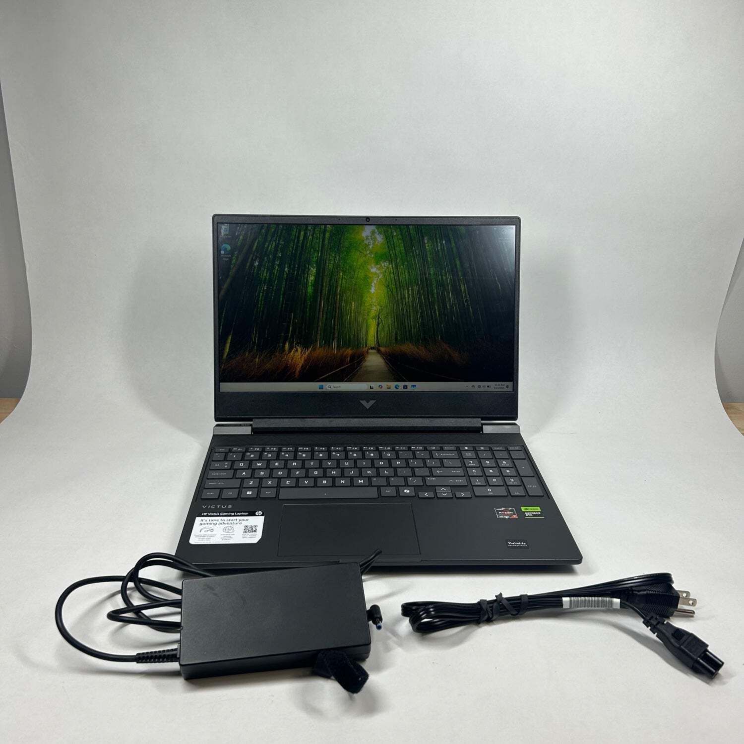 HP Victus BM4X8UA 15.6″ Ryzen 7 7445HS 16GB RAM 512GB SSD GeForce RTX 4050