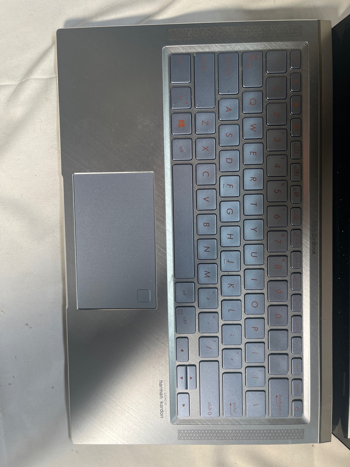 ASUS ZenBook UX431FAC i5-10210U 8GB 512GB SSD 14″ FOR PARTS/REPAIR