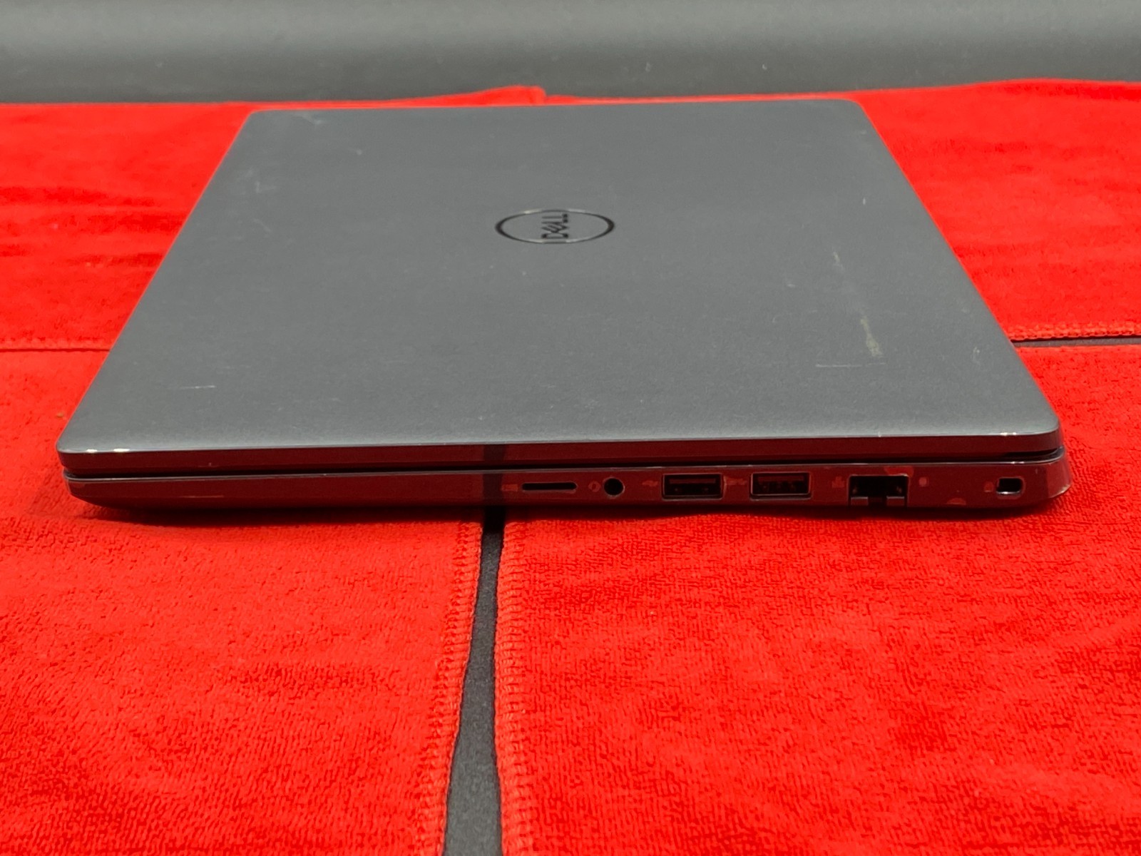 DELL LATITUDE 3410 14″ i7-10510U 8GB RAM 256GB SSD WINDOWS 11+CHARGER GRADE B+