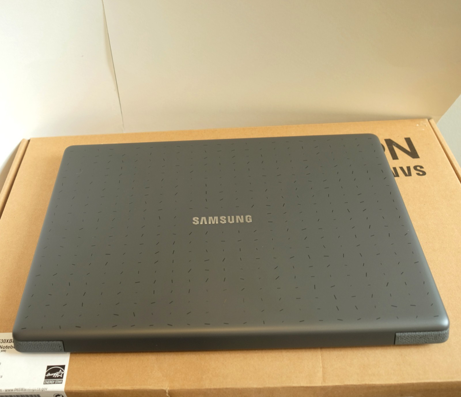 Samsung Notebook Flash 13.3″ Laptop 4GB Intel N4000 Windows 10 Intel – NP530XBB