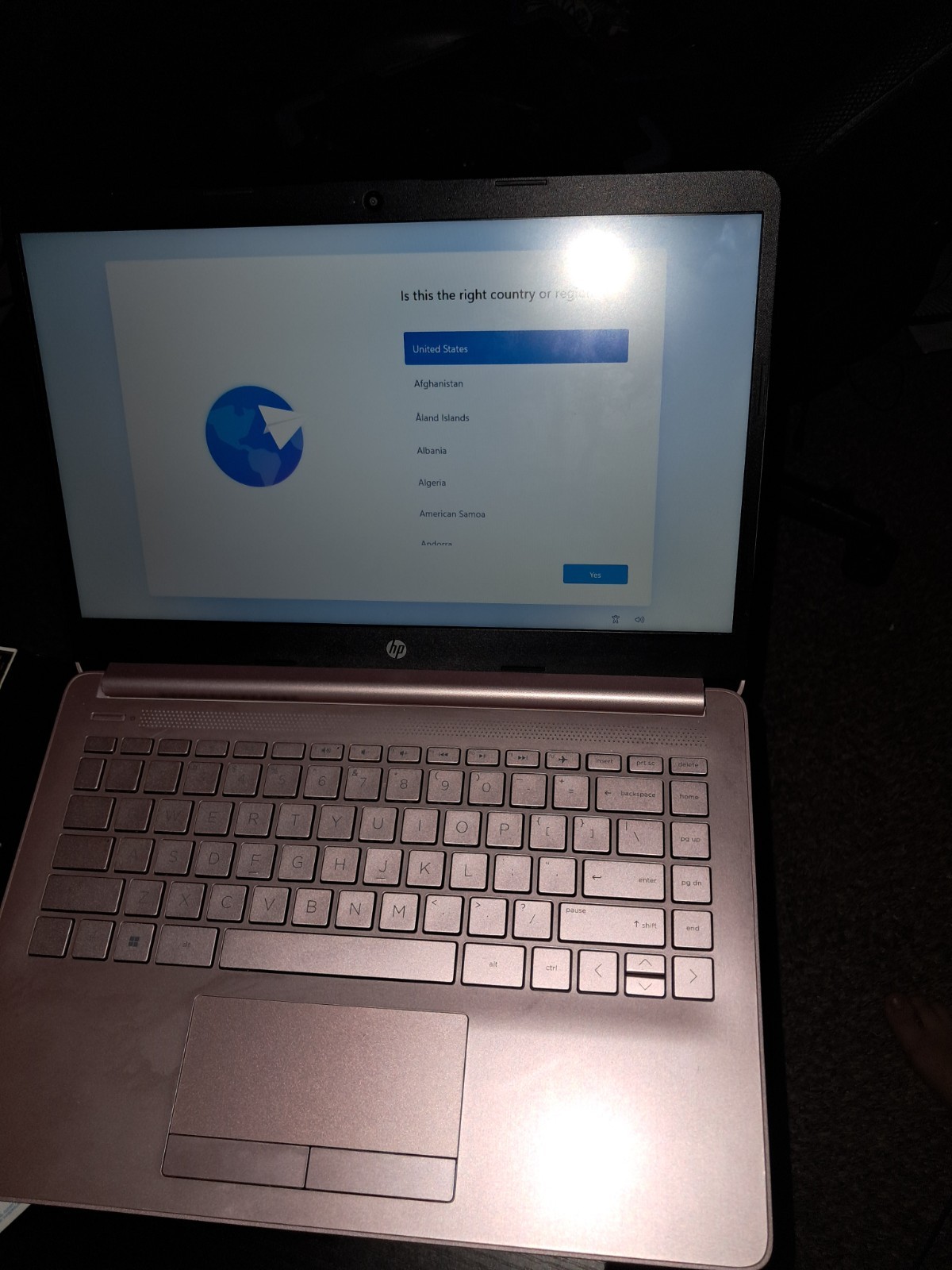 HP Stream 14-CB122DS 14” (64GB eMMC Intel Celeron N4020 1.1GHz 4GB RAM) Laptop