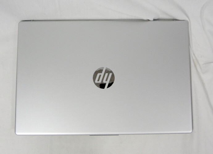 HP 15 Laptop 15.5″ AMD Ryzen 5 7520U Processor, 16 GB RAM, and Radeon Graphic