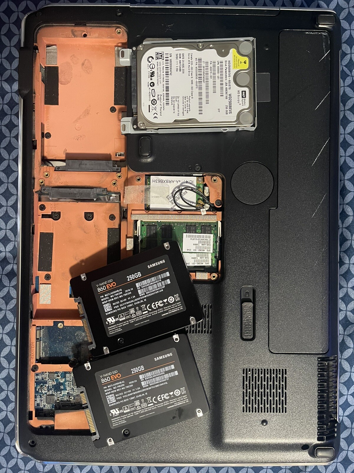 Laptop HP Pavilon Dv7 17,3” double SSD Samsung Evo 860 250Gb