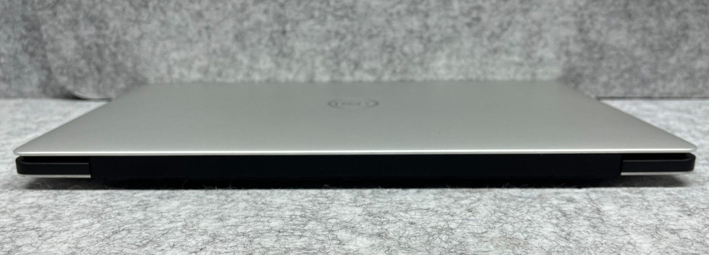 Dell XPS 13 7390 FHD 6-Core i7‑10710U @ 1.10GHz 16GB RAM 512GB NVMe W11 Pro